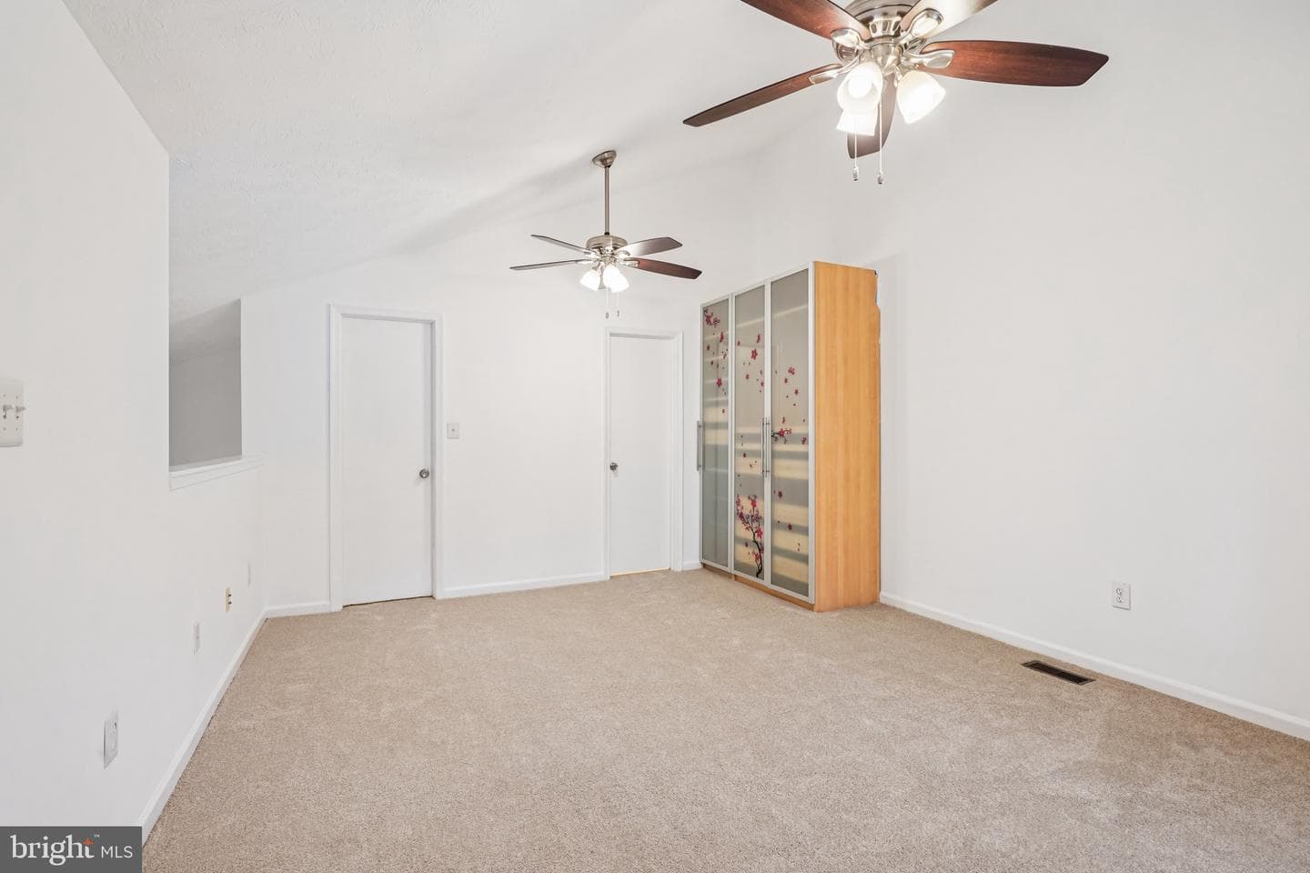 2203 Hunters Run Drive photo 17