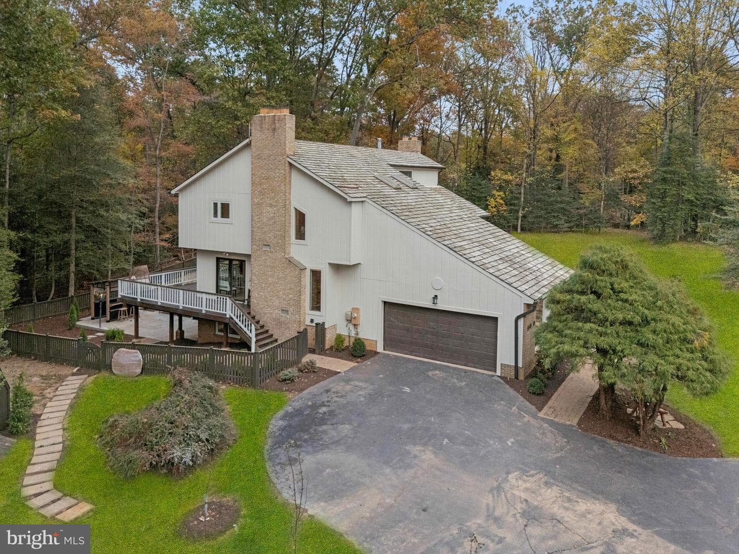 11000 Oakton Woods Way photo 4