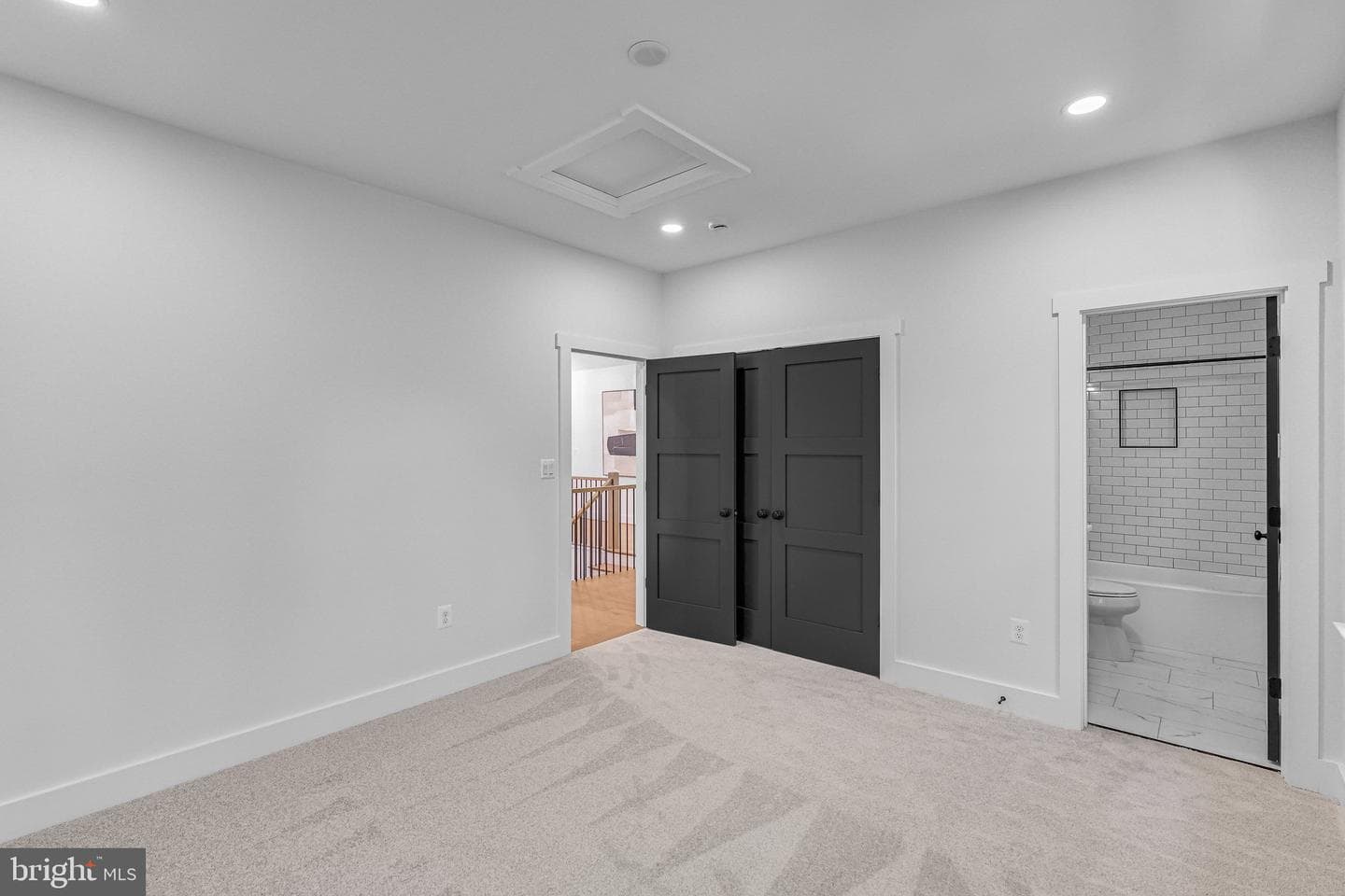 2129 Mckay Street photo 31