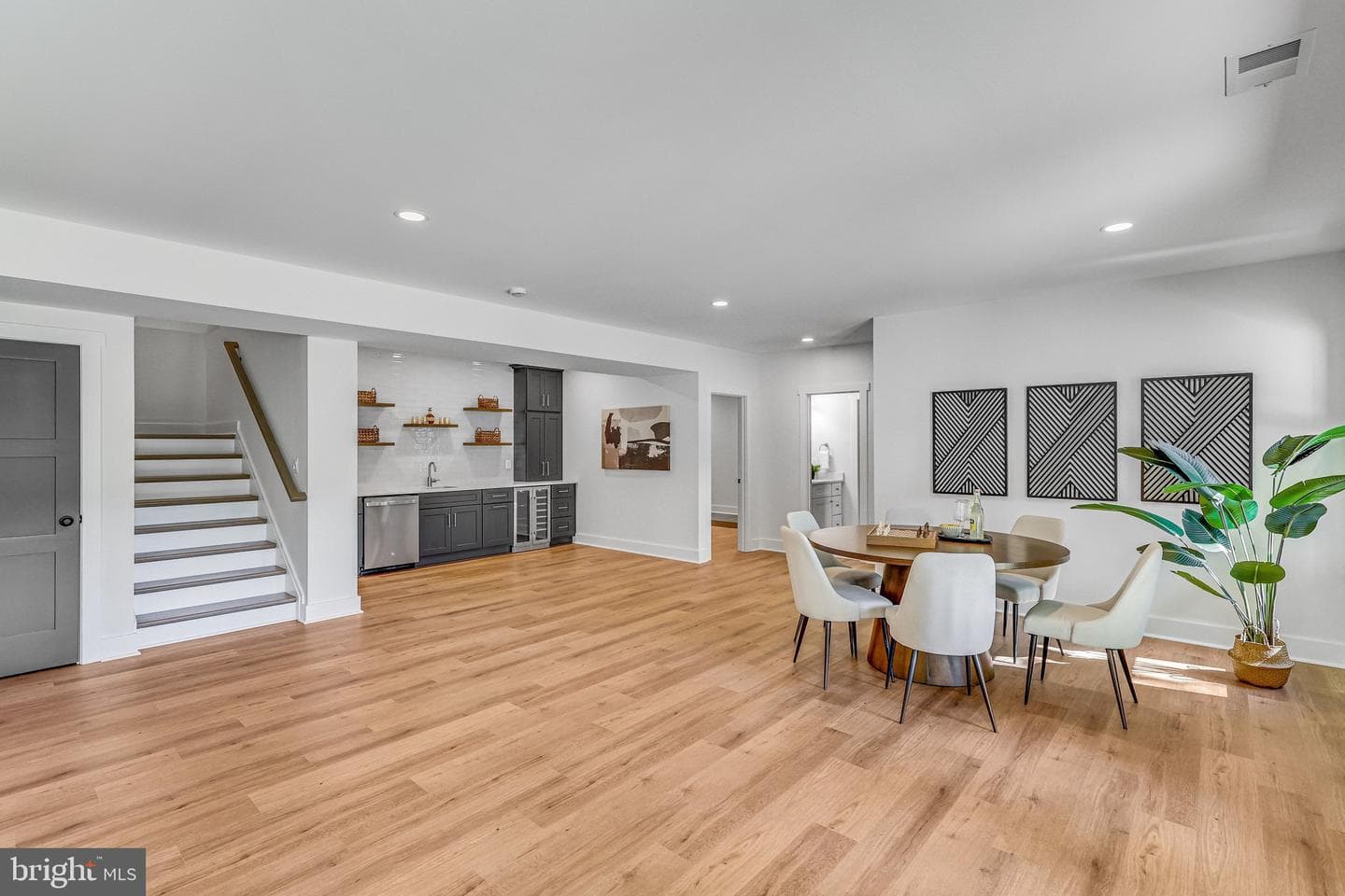 2129 Mckay Street photo 43