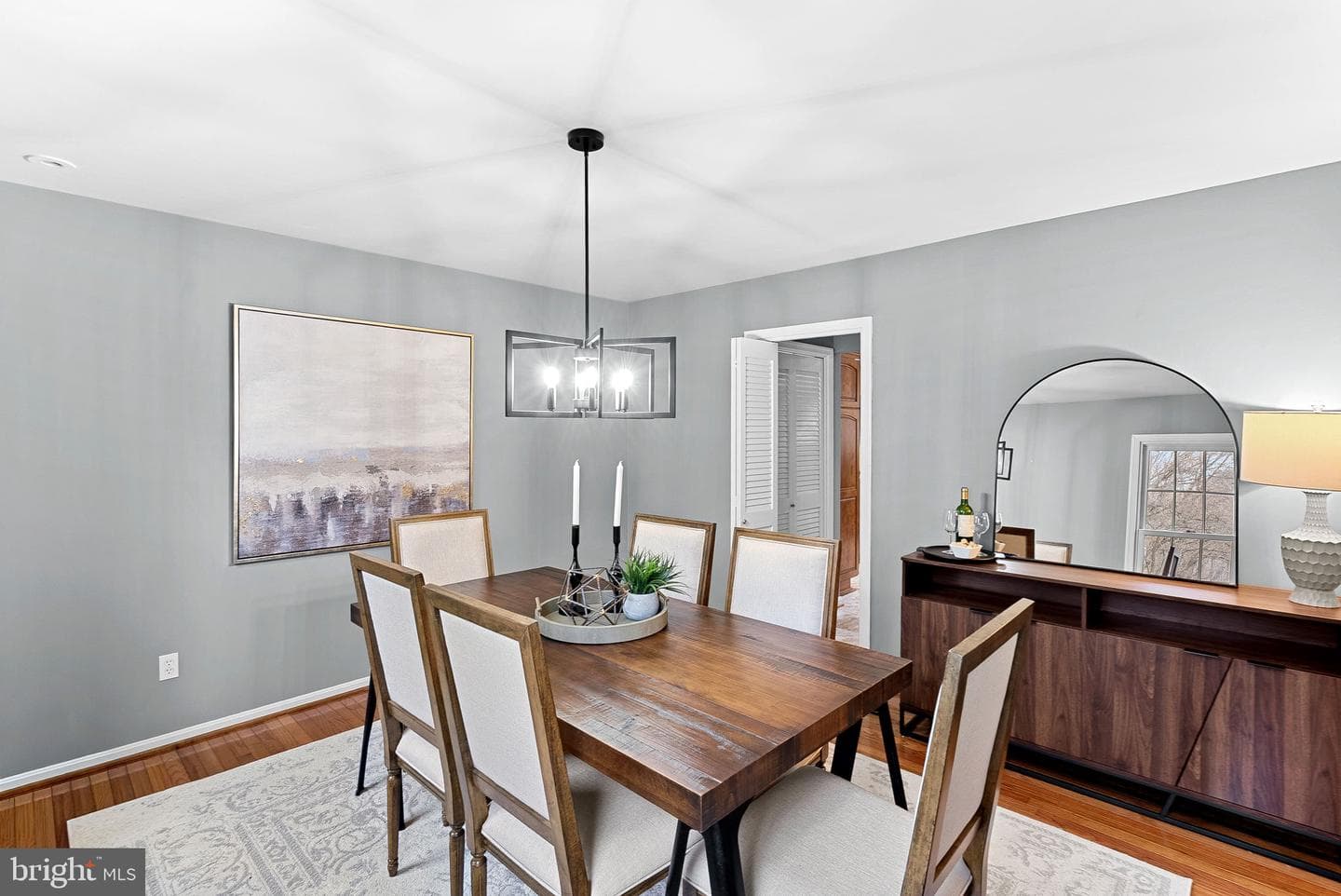 10207 Oxfordshire Road photo 9