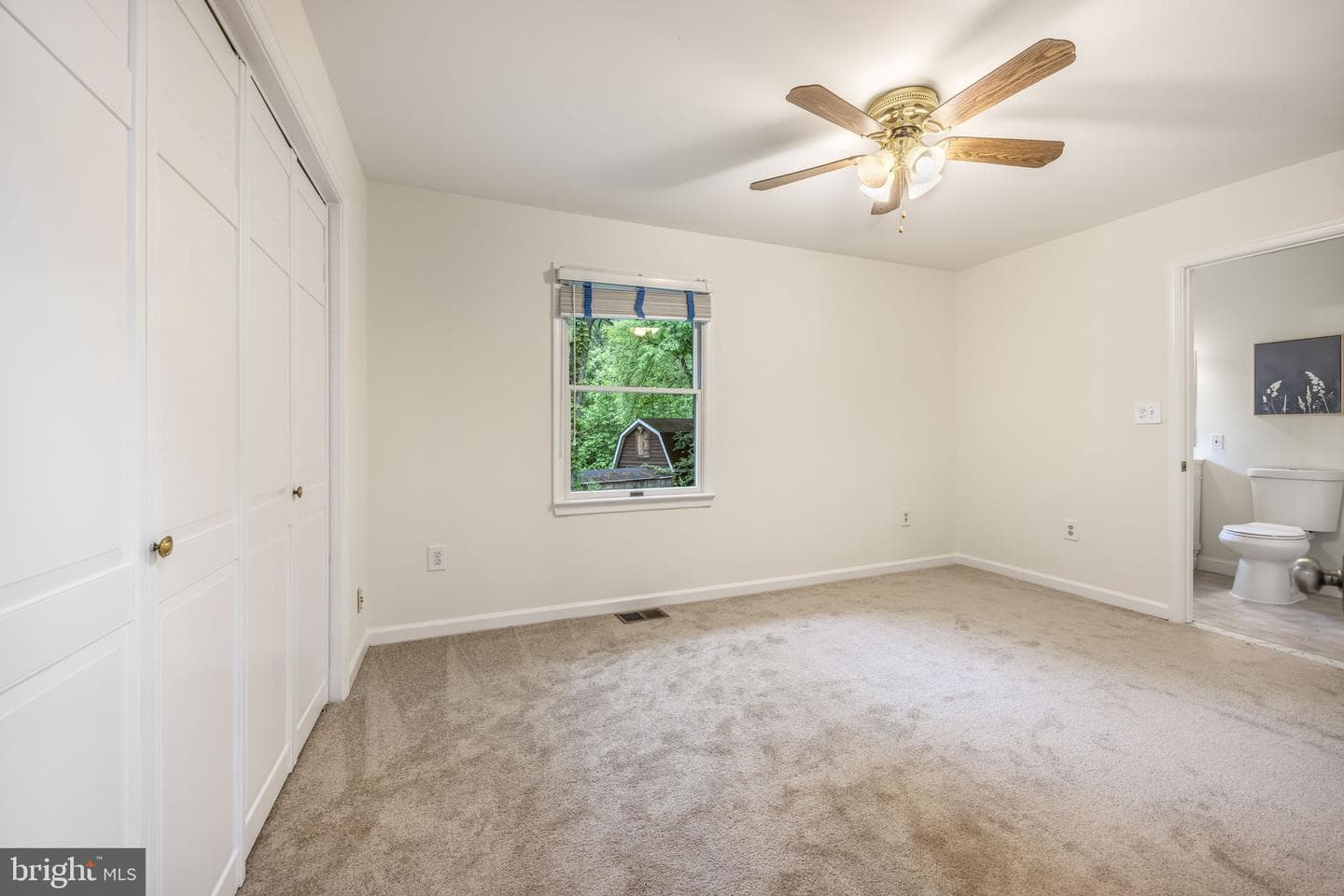 6528 Windham Avenue photo 32