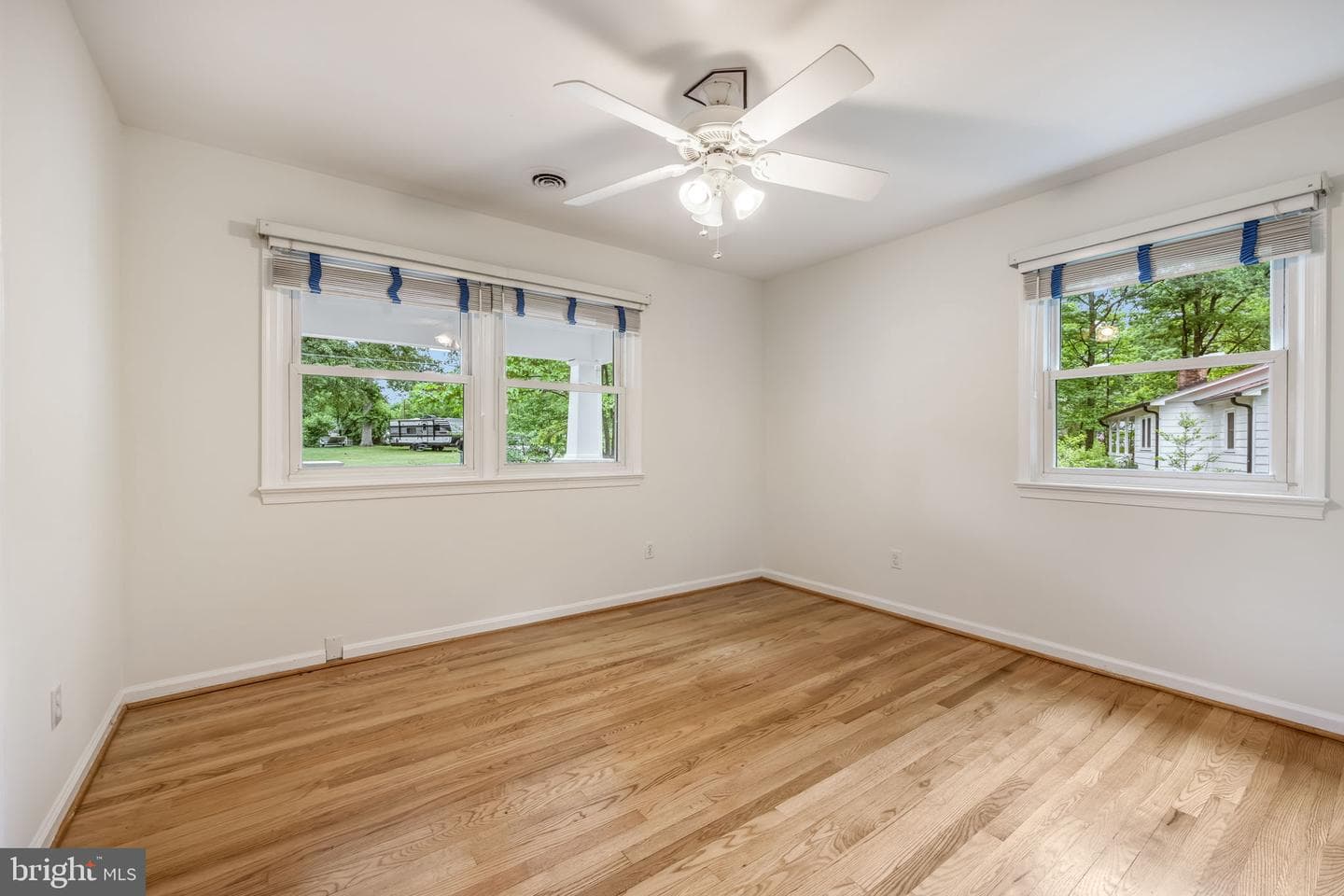 6528 Windham Avenue photo 34