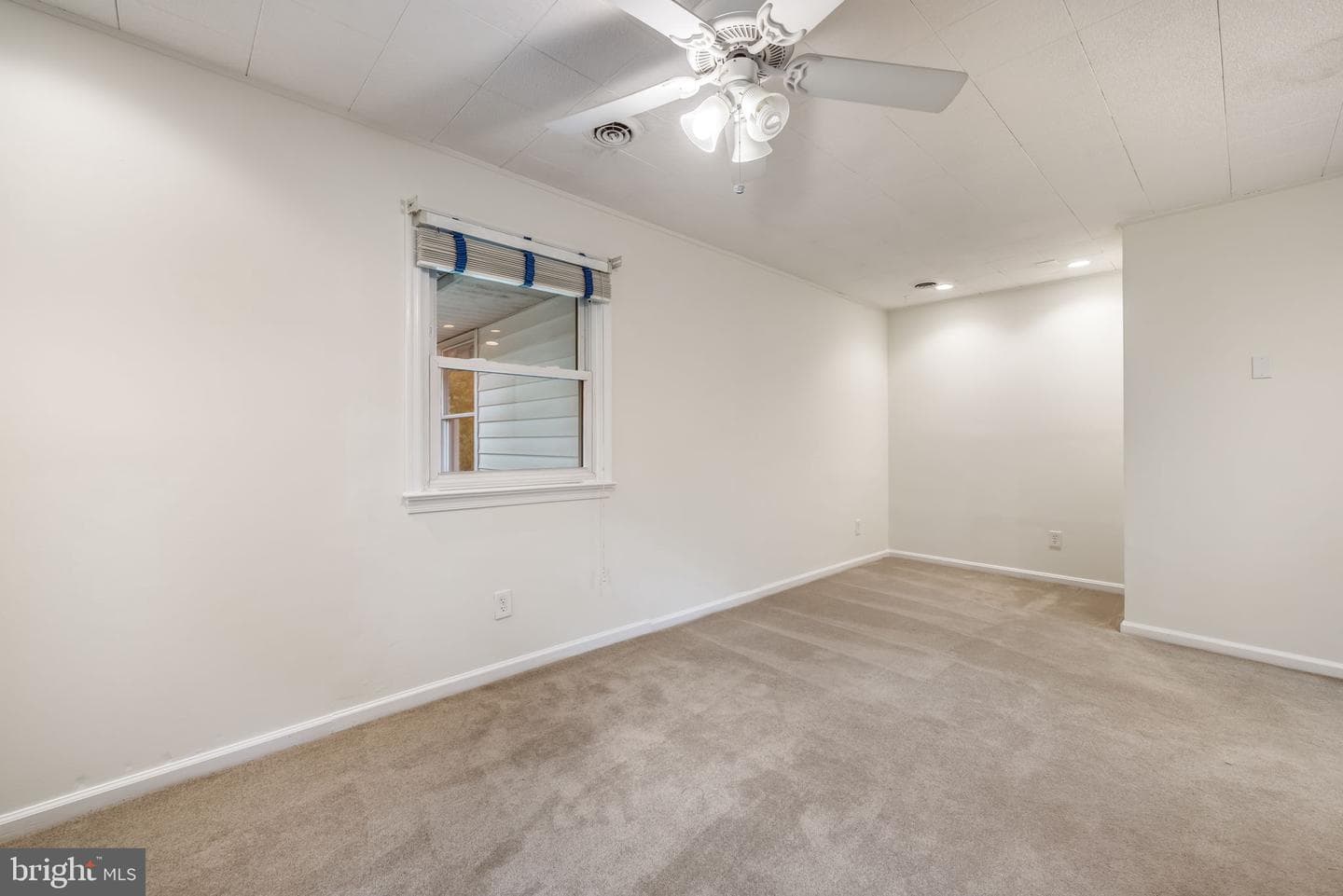 6528 Windham Avenue photo 37