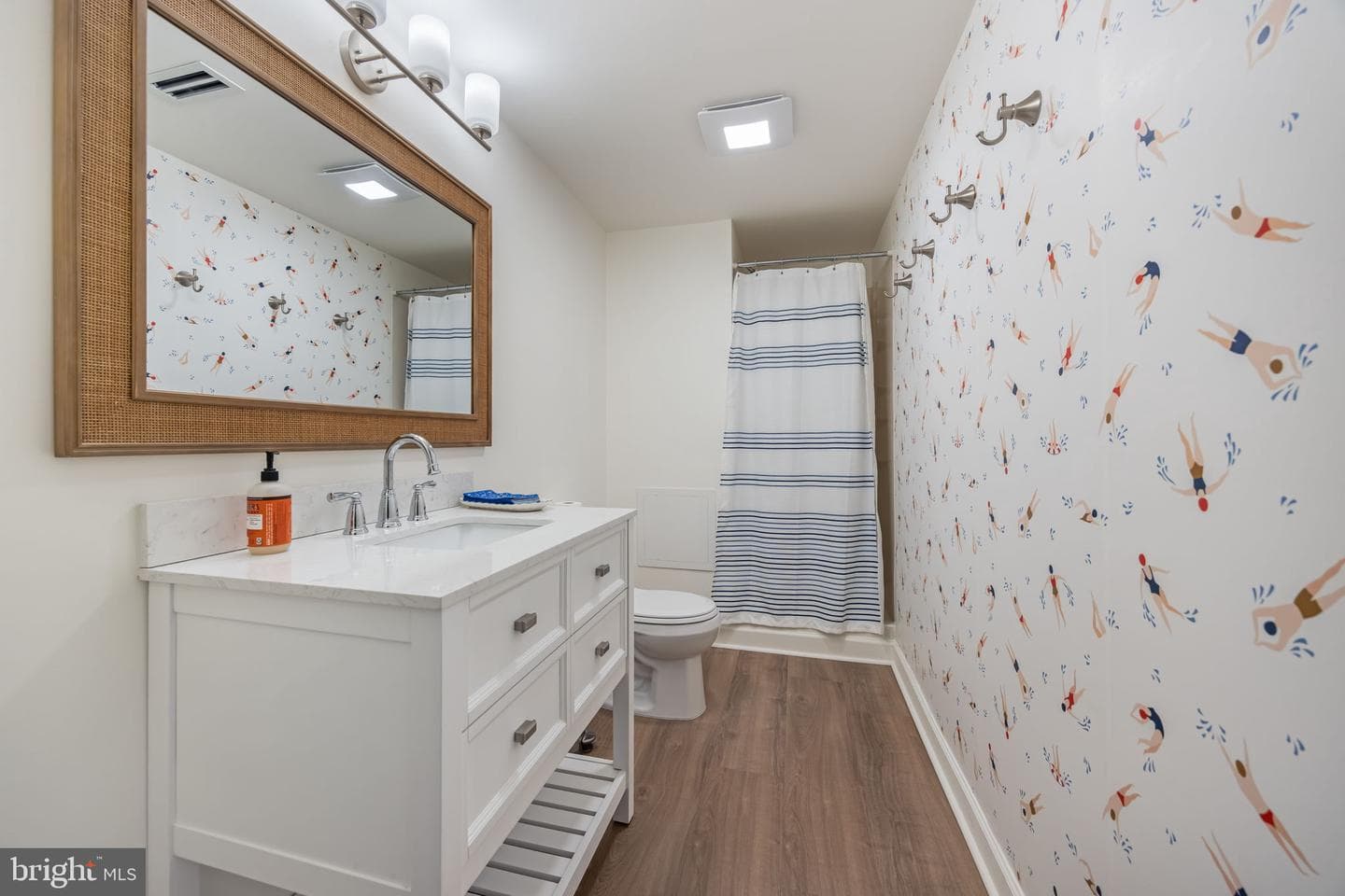 6528 Windham Avenue photo 44