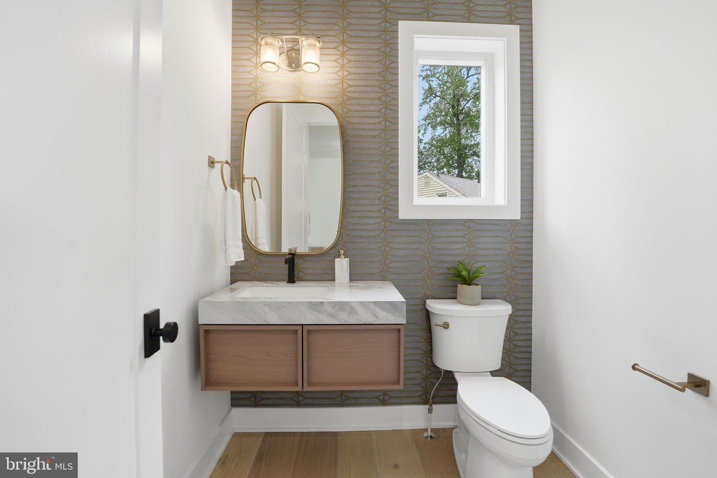 2530 Stuart Place photo 31