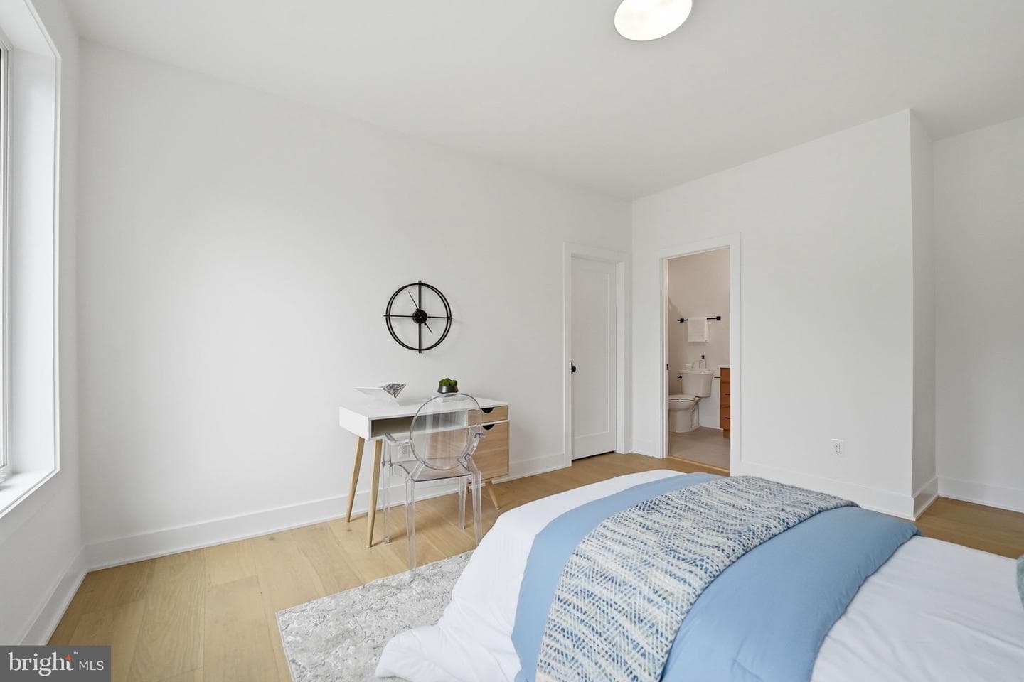 2530 Stuart Place photo 56