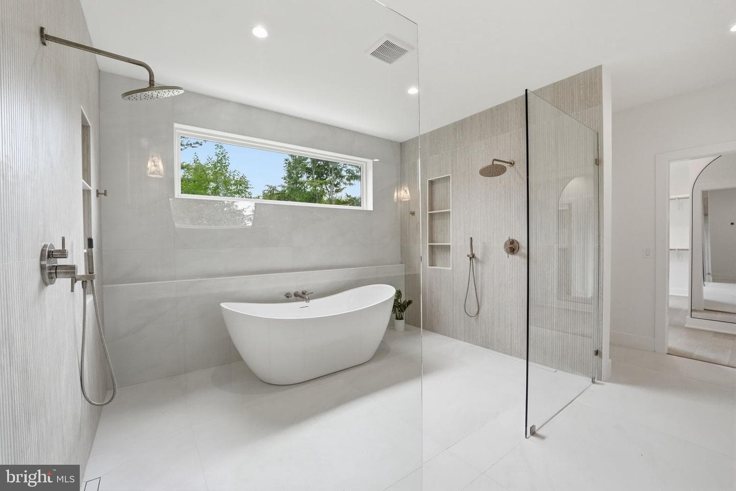 2530 Stuart Place photo 59
