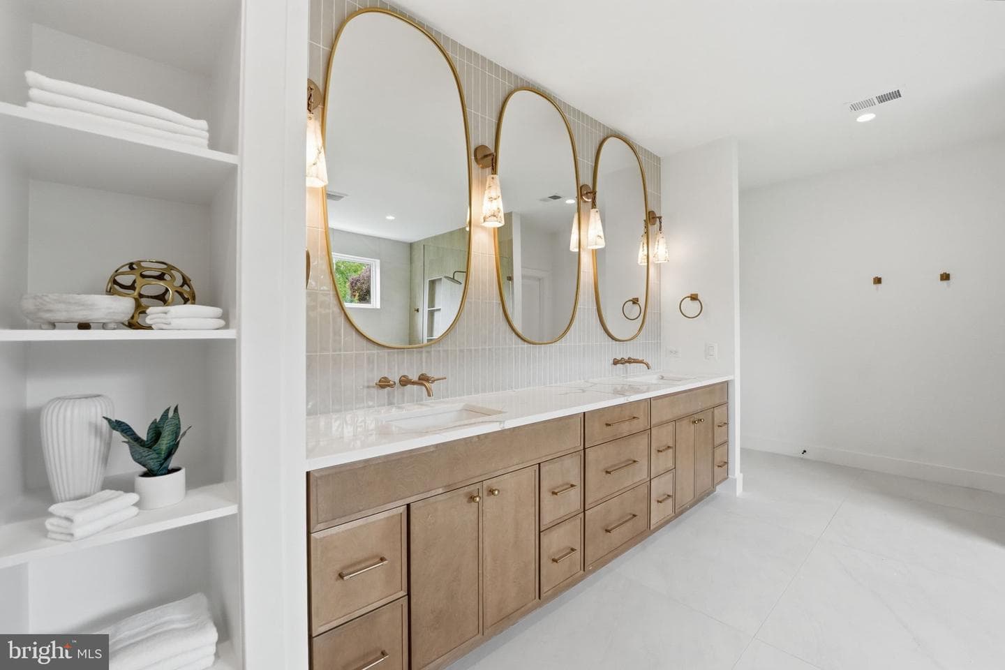 2530 Stuart Place photo 61