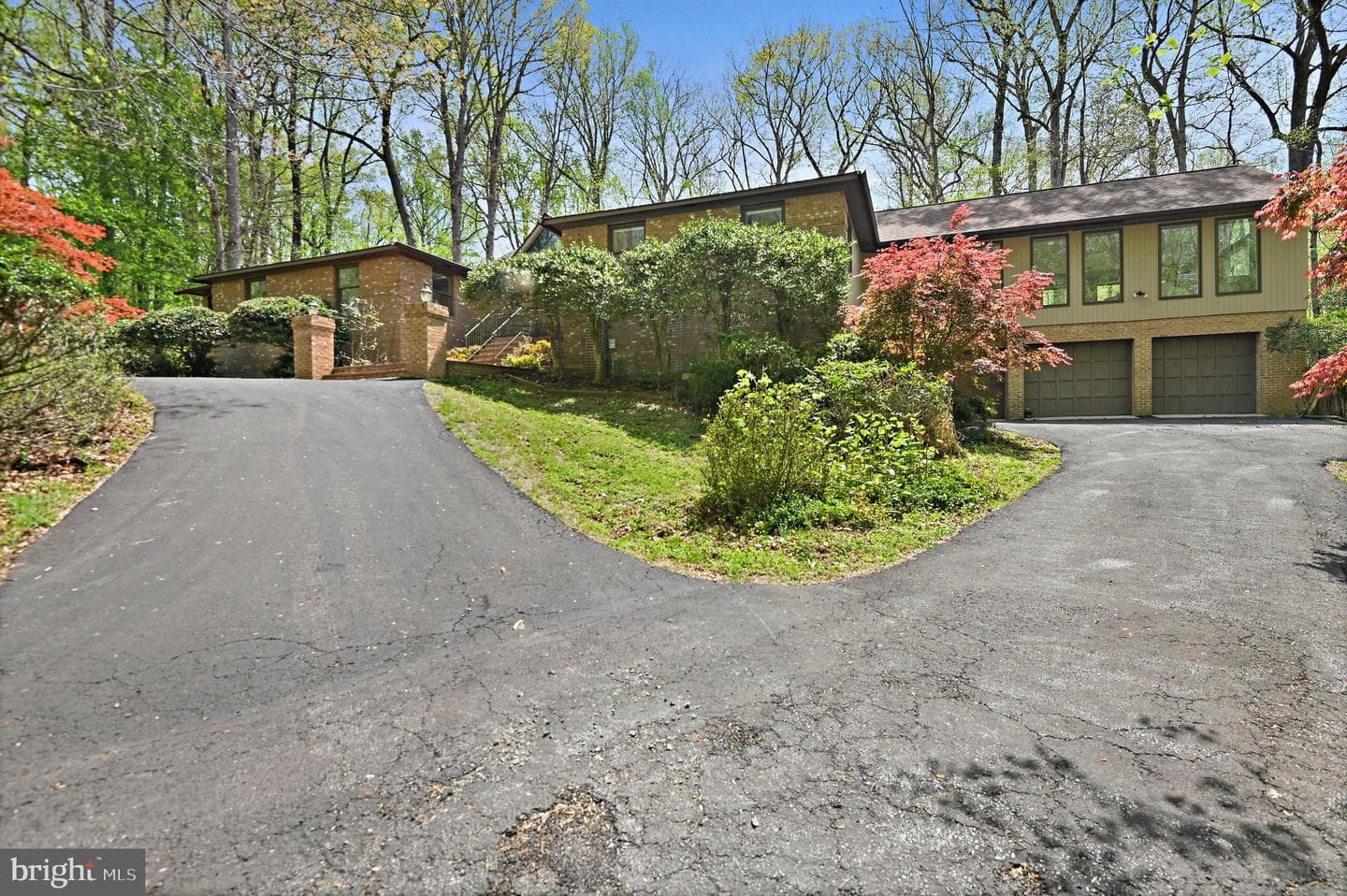 951 Captain Hickory Drive photo 3