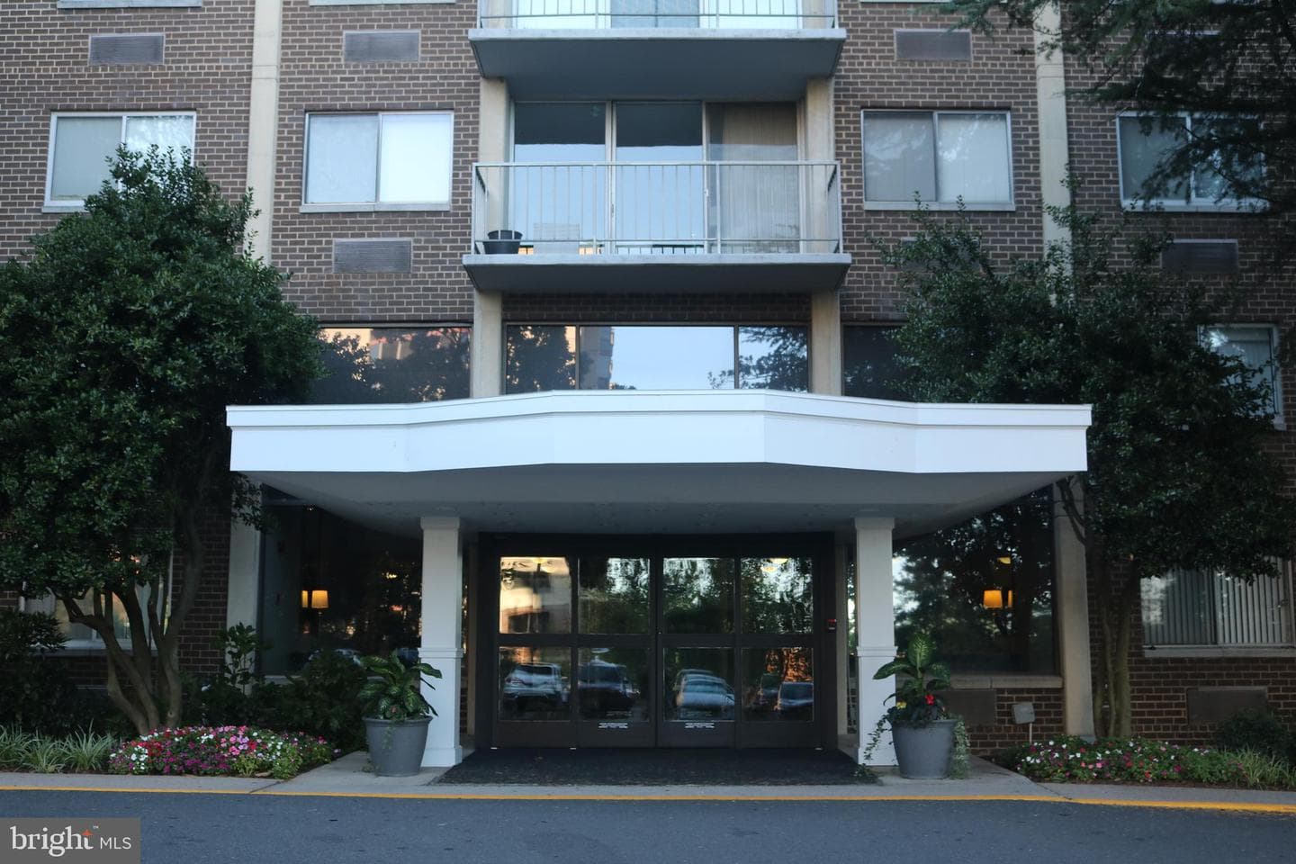 2059 Huntington Avenue #903 photo 23