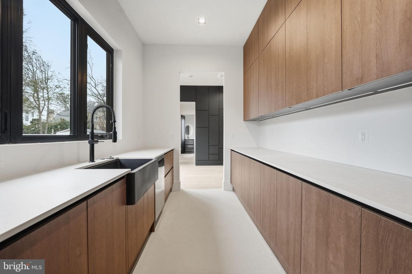 6910 Bright Avenue photo 39