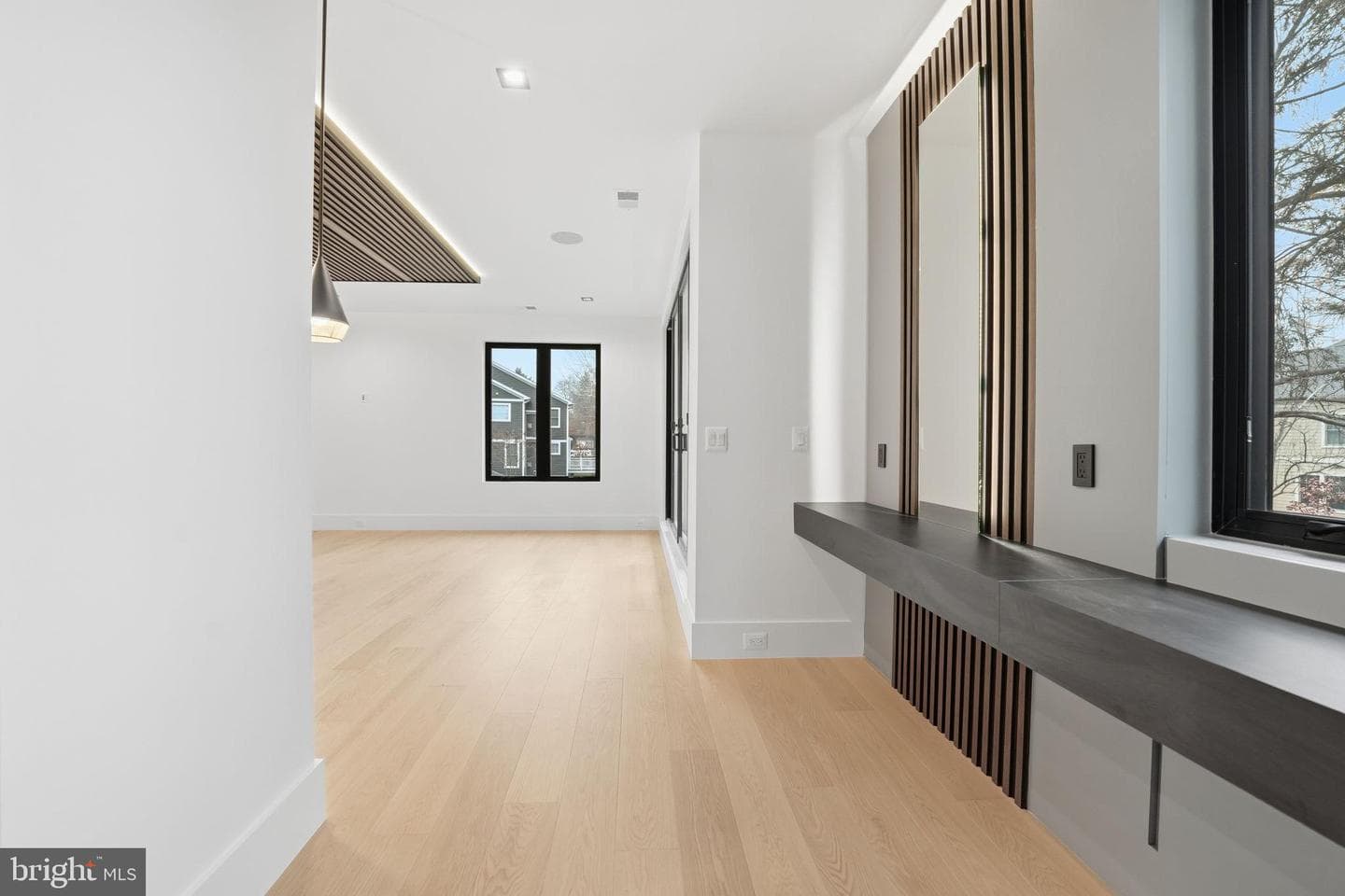 6910 Bright Avenue photo 71