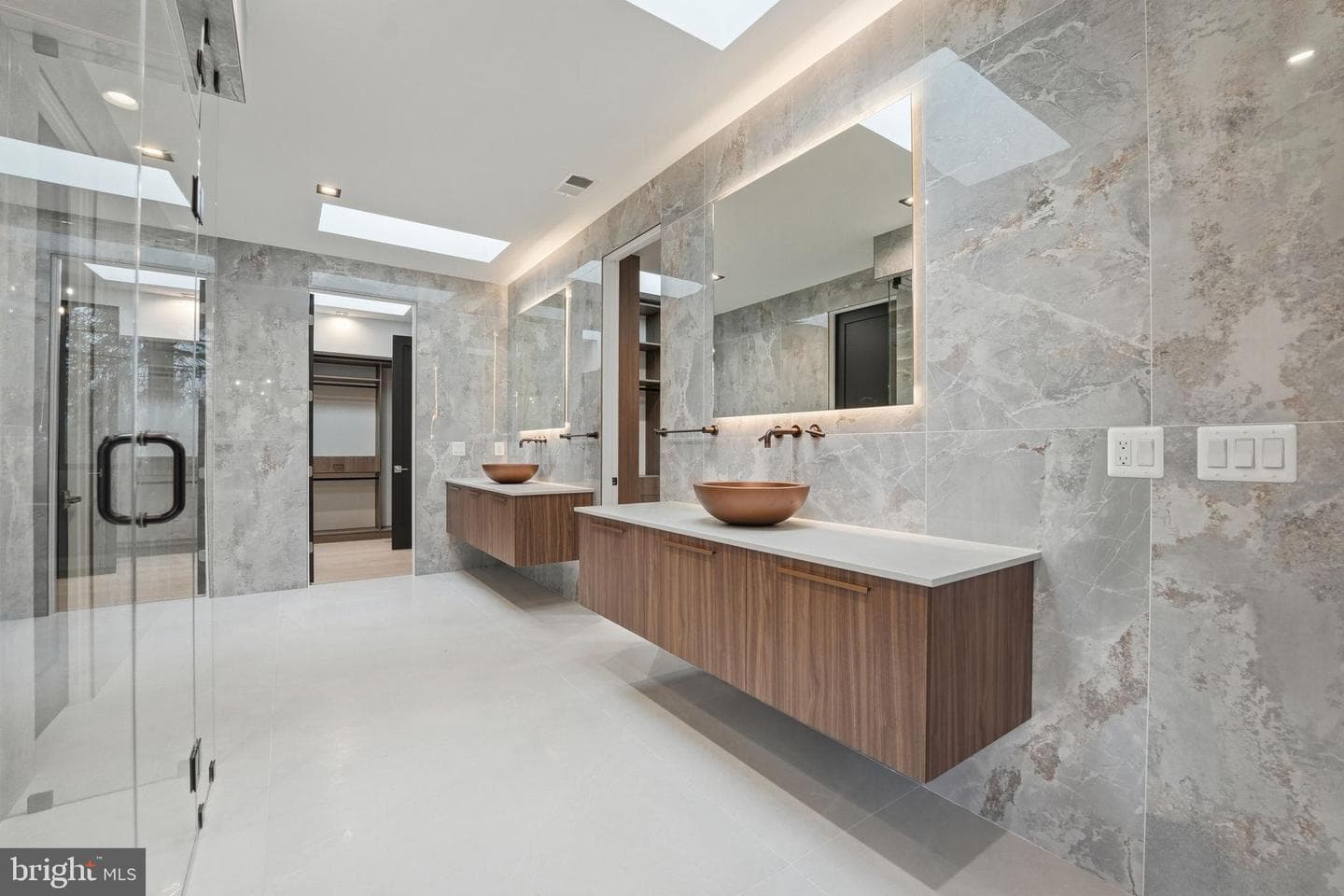 6910 Bright Avenue photo 75