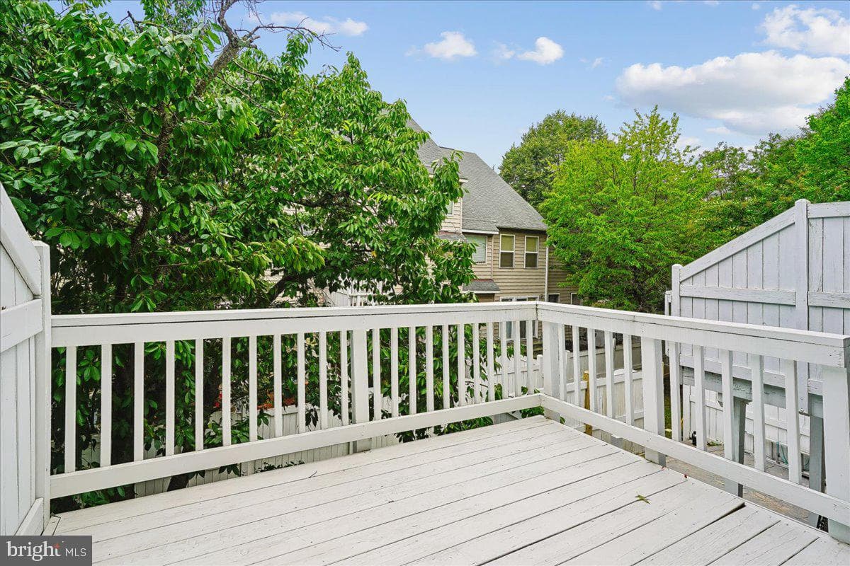1711 Blue Flint Court photo 5