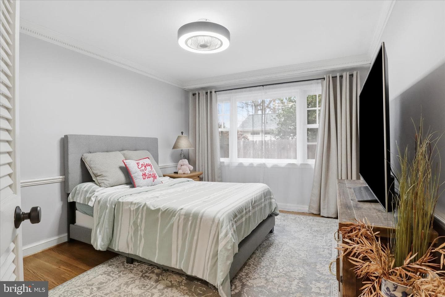 8712 Lea Lane photo 7