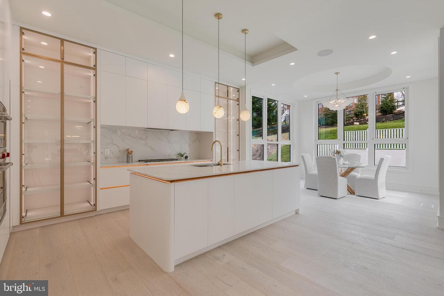 8757 Brook Road photo 15