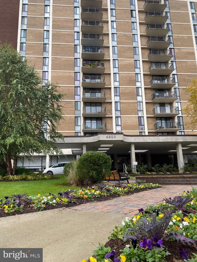 6800 Fleetwood Road #705, Mclean