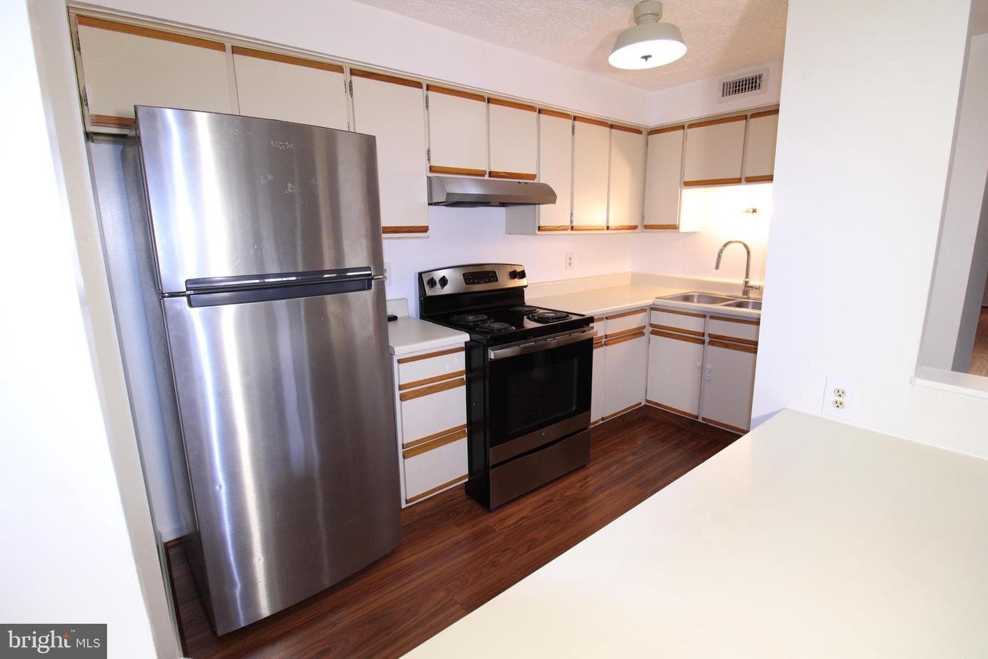 8380 Brockham Drive photo 4