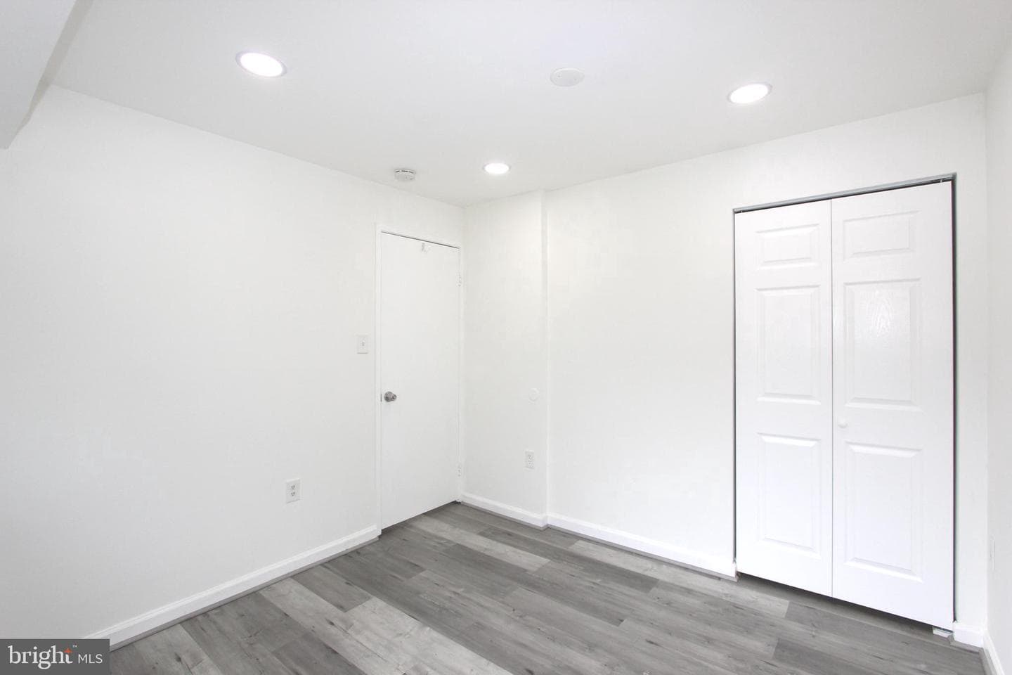 7354 Lee Highway #t2 photo 16