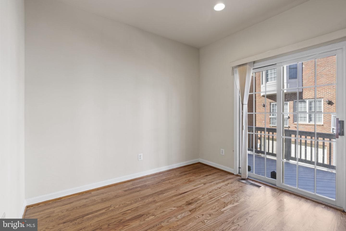 8882 Ashgrove House Lane photo 12