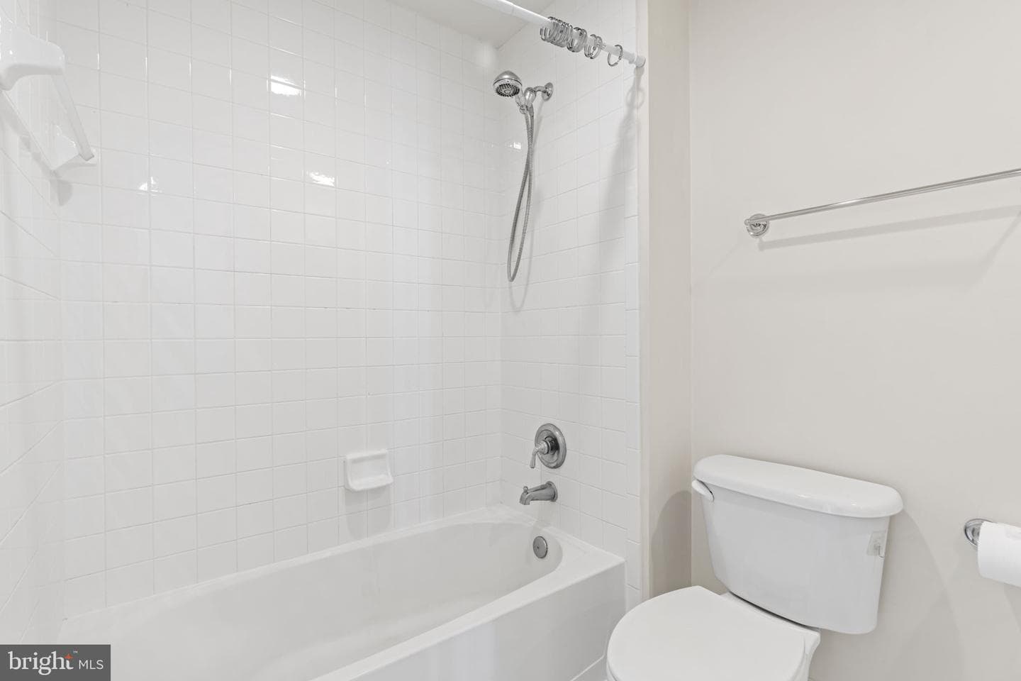 8882 Ashgrove House Lane photo 28