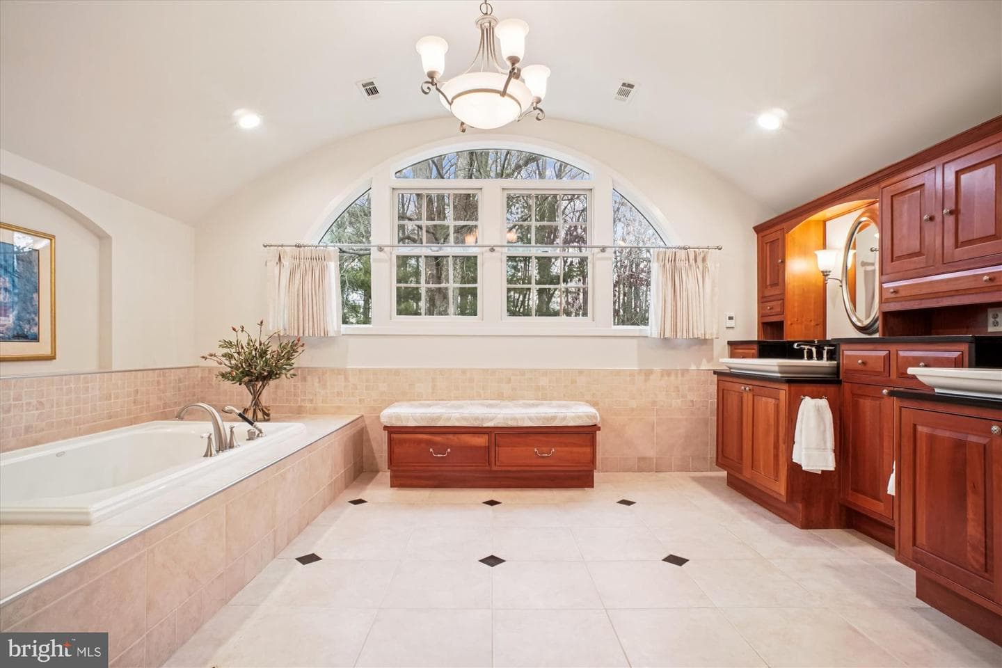 8405 Honeywood Court photo 37