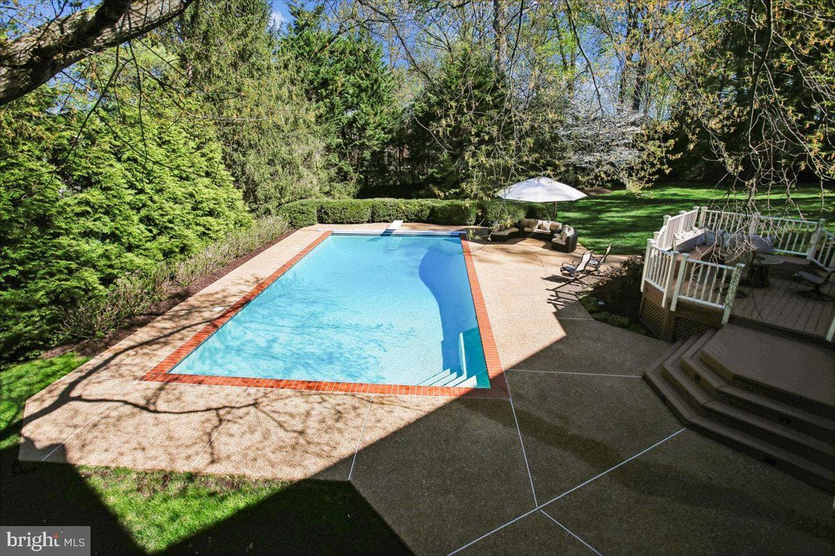 8405 Honeywood Court photo 73