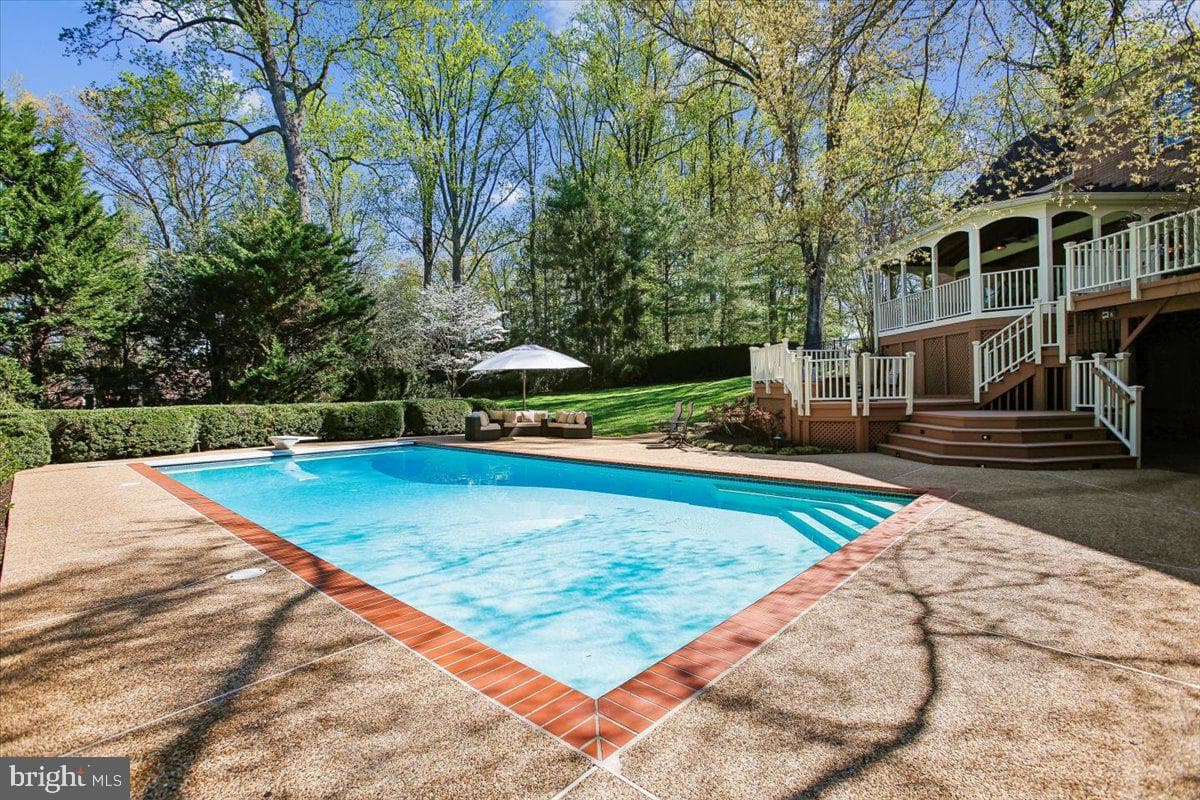 8405 Honeywood Court photo 75