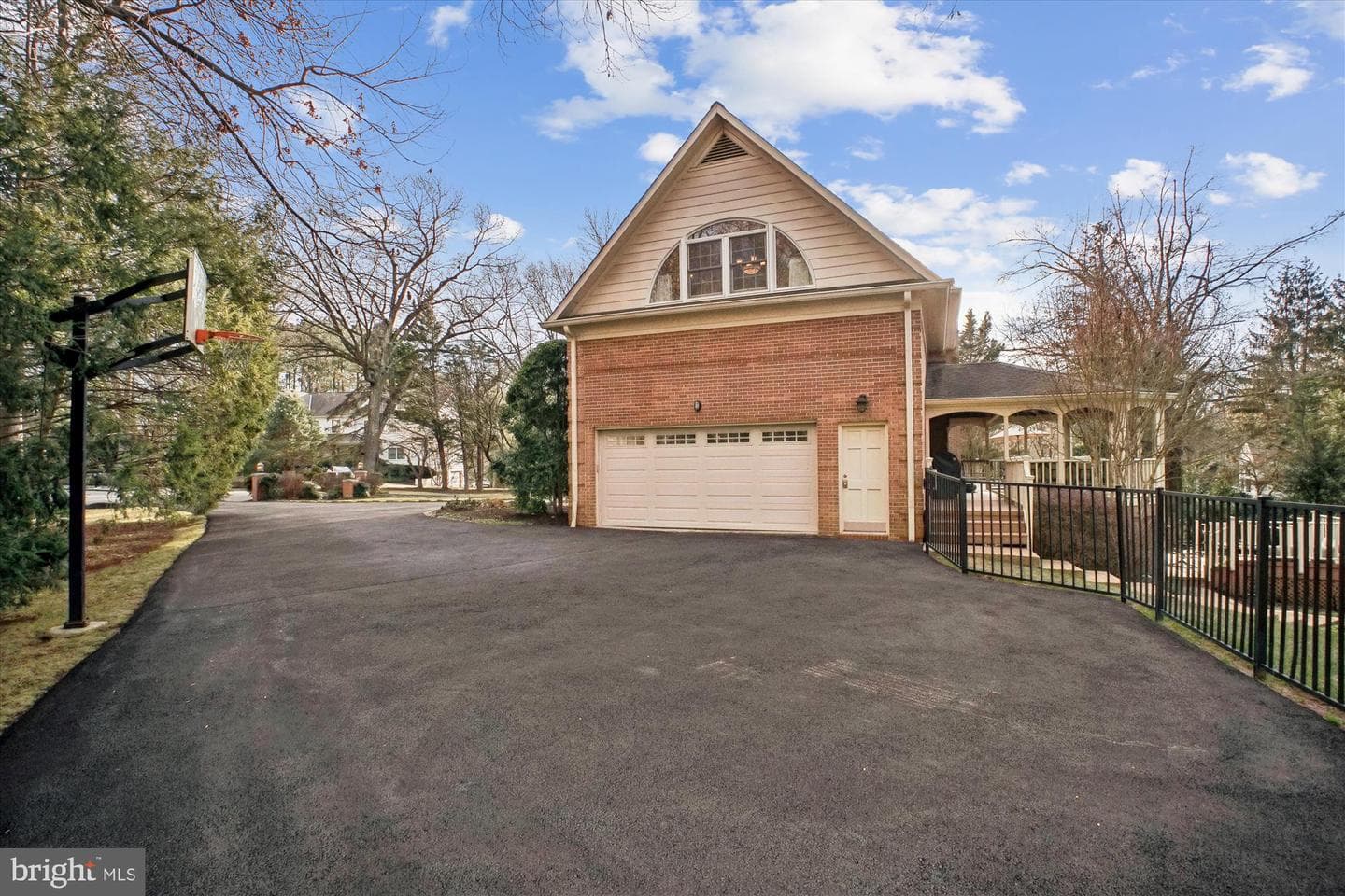 8405 Honeywood Court photo 96