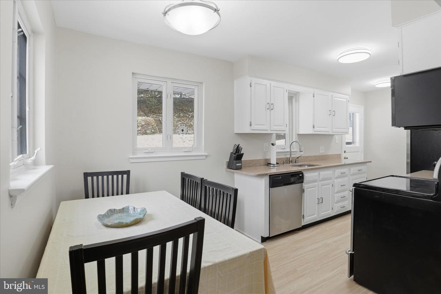 3539 Marvin Street photo 20