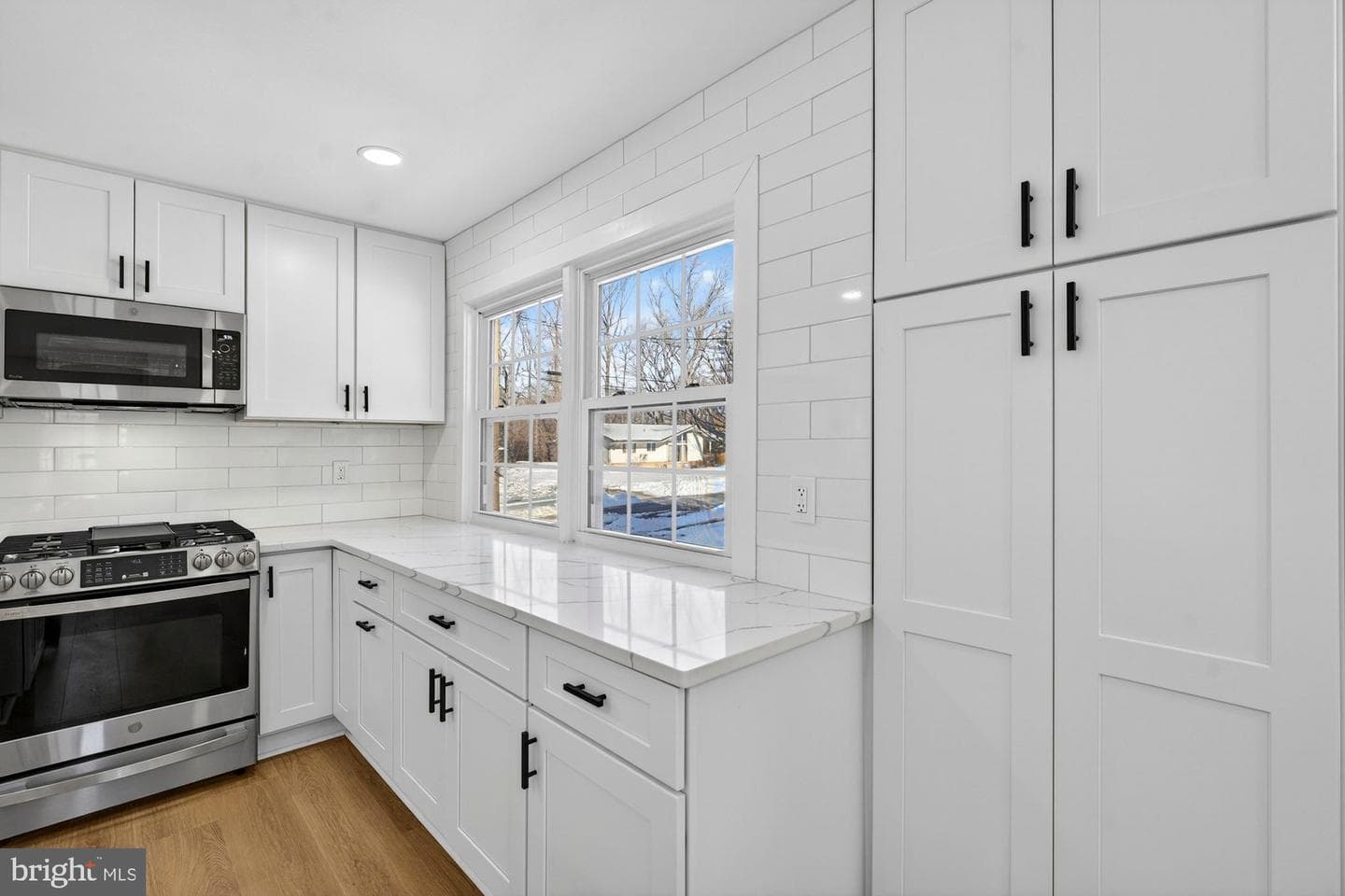 8612 Cottage Street photo 19