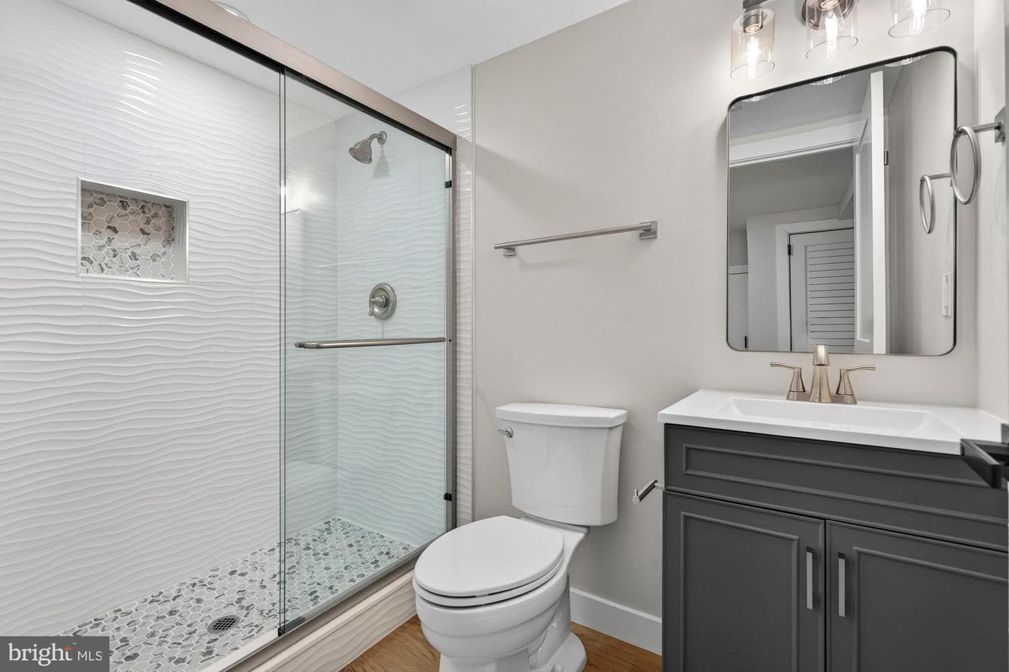 8612 Cottage Street photo 46