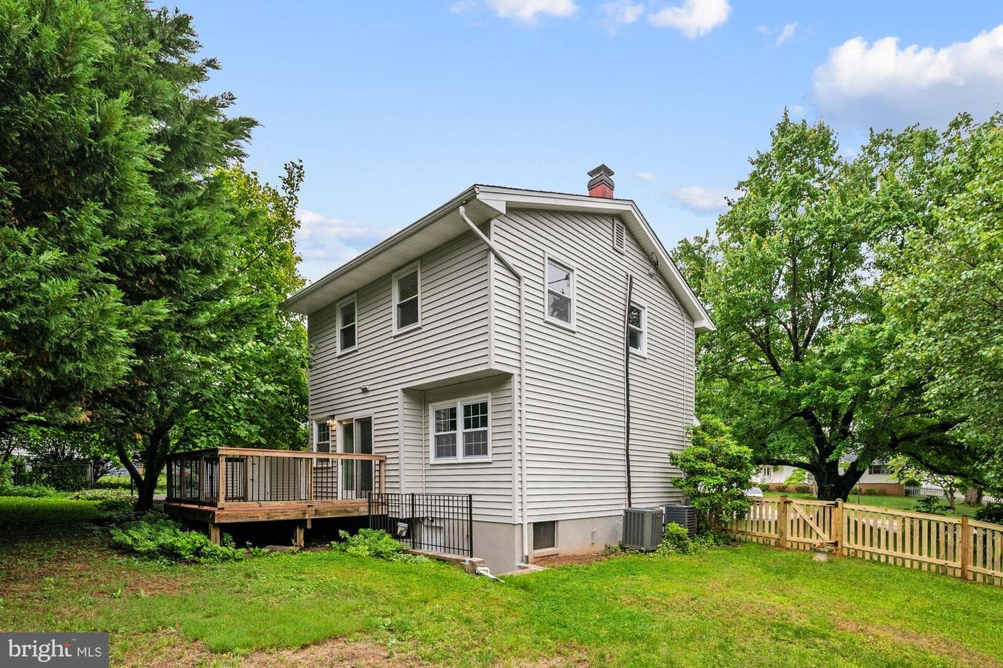 8612 Cottage Street photo 70