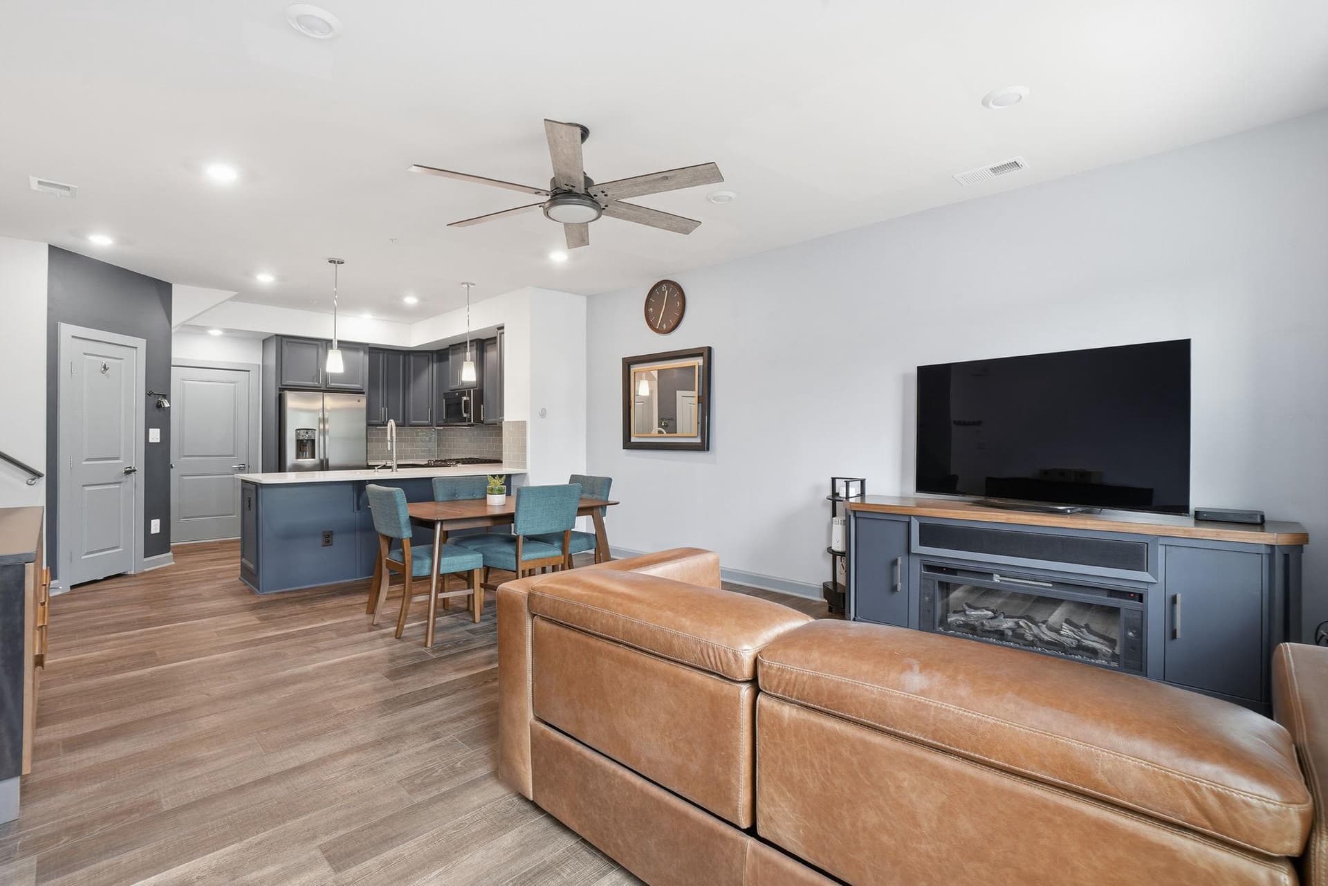 12916 Sunrise Ridge Alley #63 photo 4