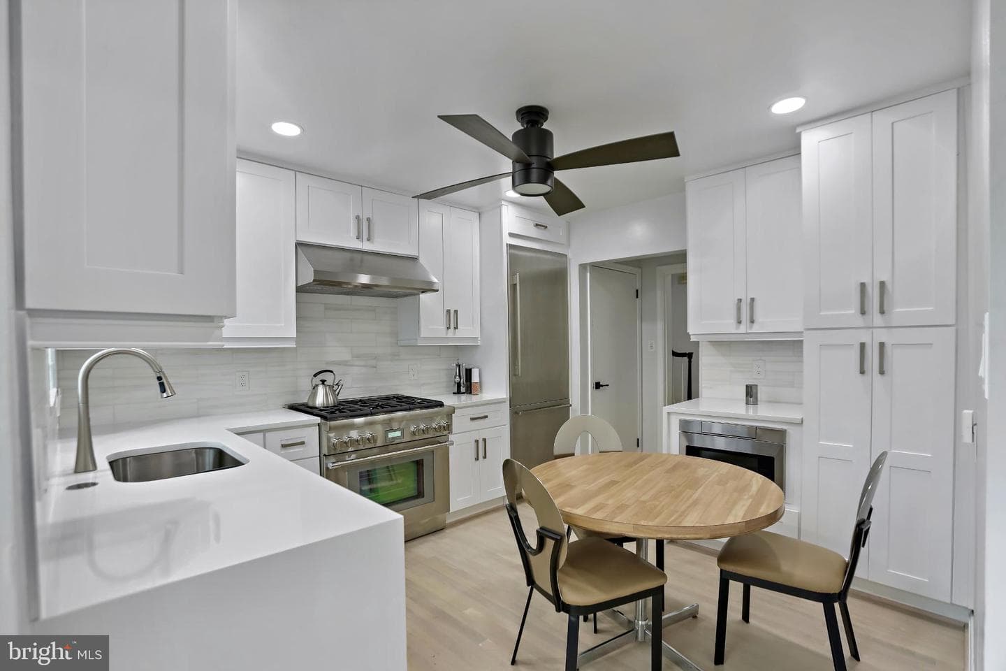 3906 Ridge Road photo 8