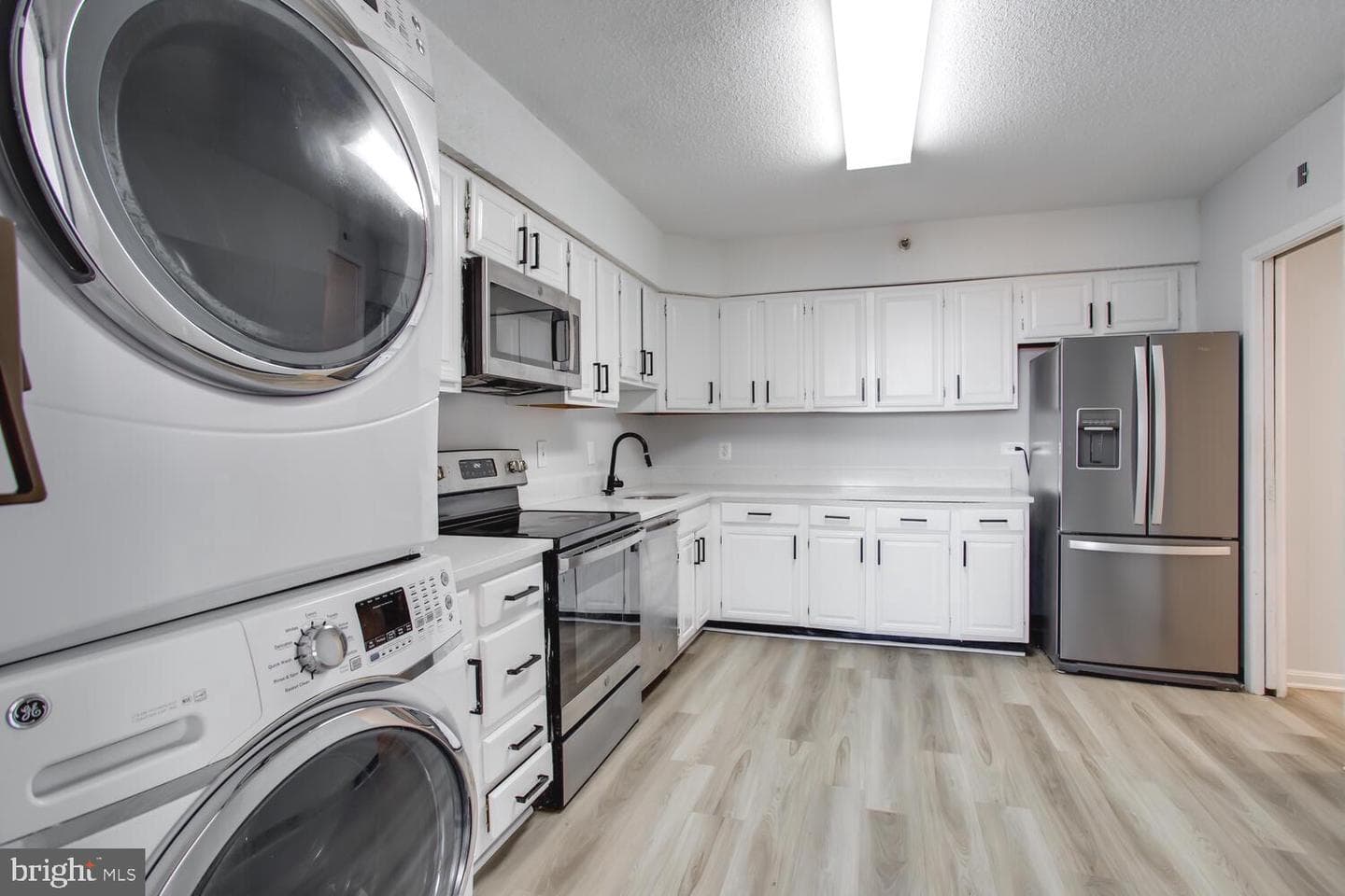 3713 S George Mason Drive #1506 photo 9
