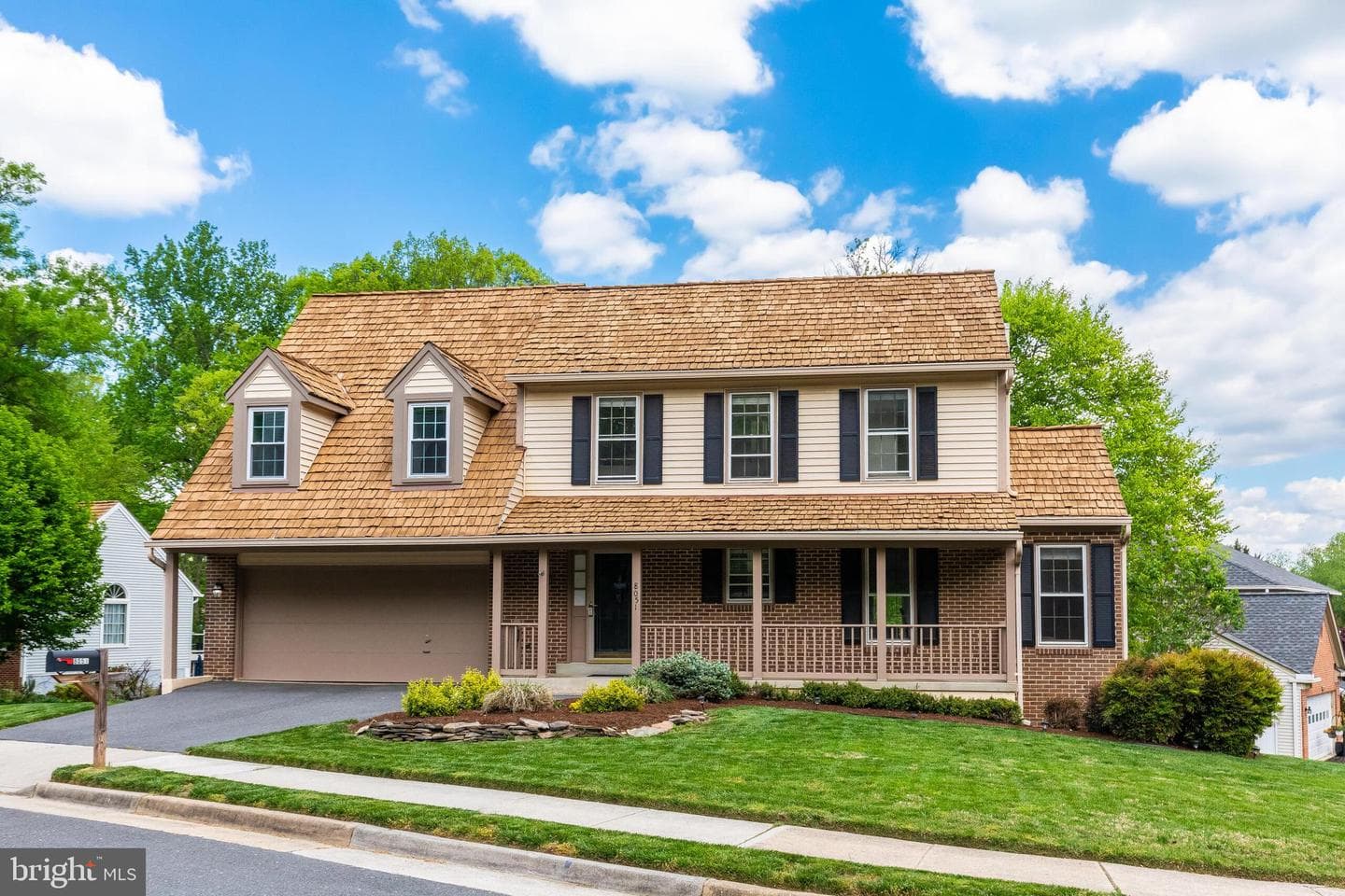 8051 Oak Hollow Lane photo 45
