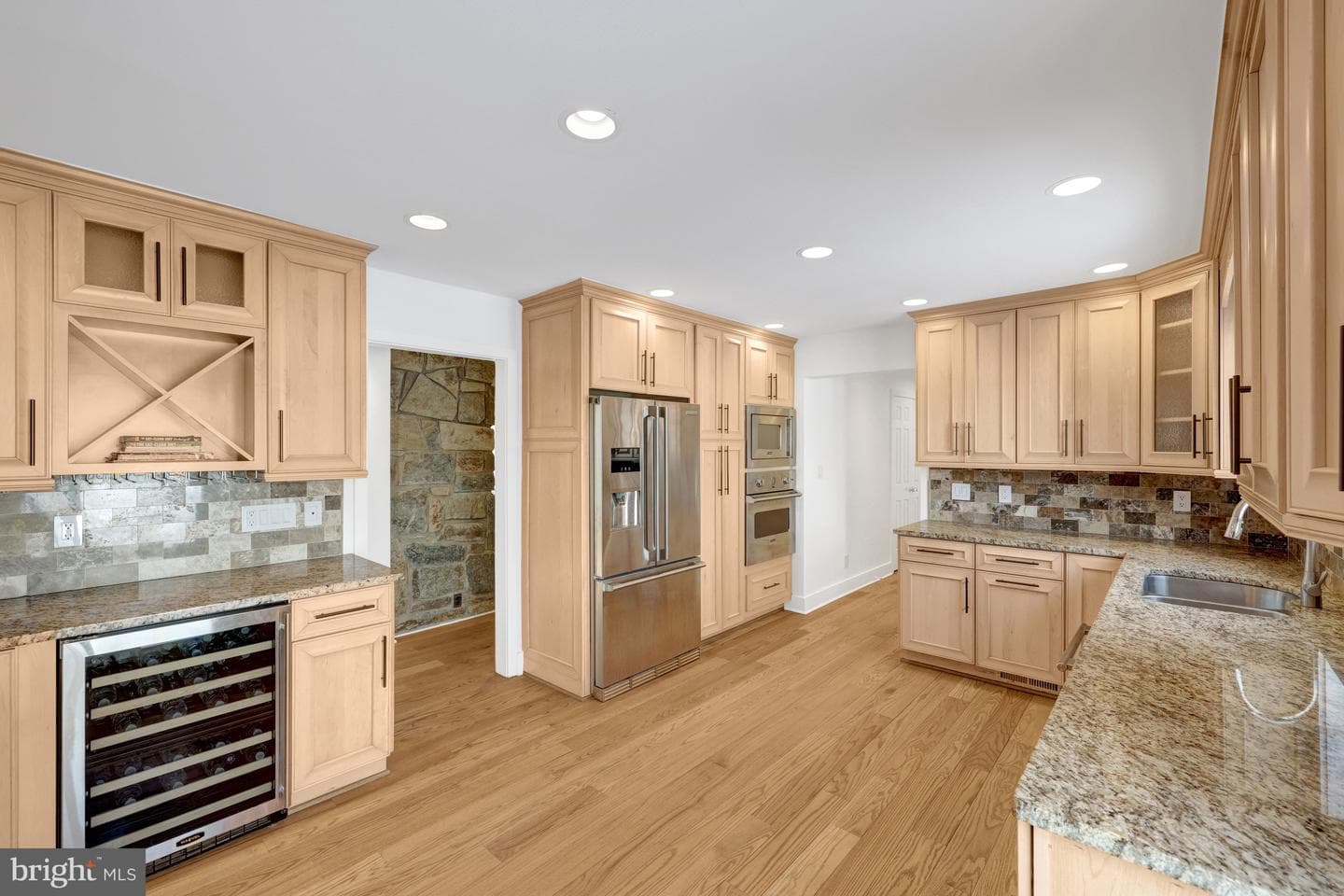 9982 Blackberry Lane photo 10