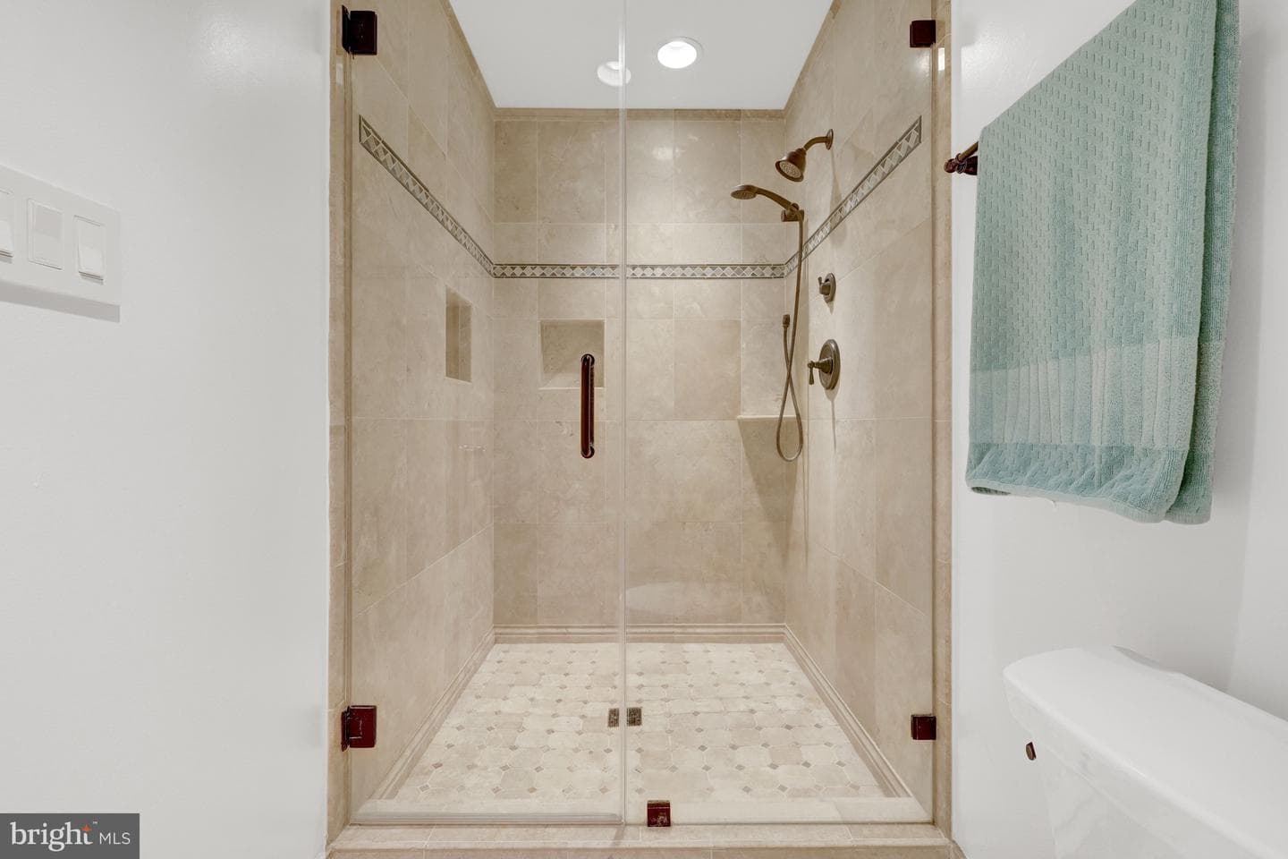9982 Blackberry Lane photo 23