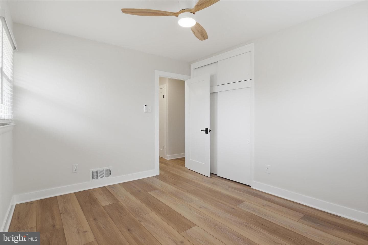 14801 Carlbern Drive photo 19