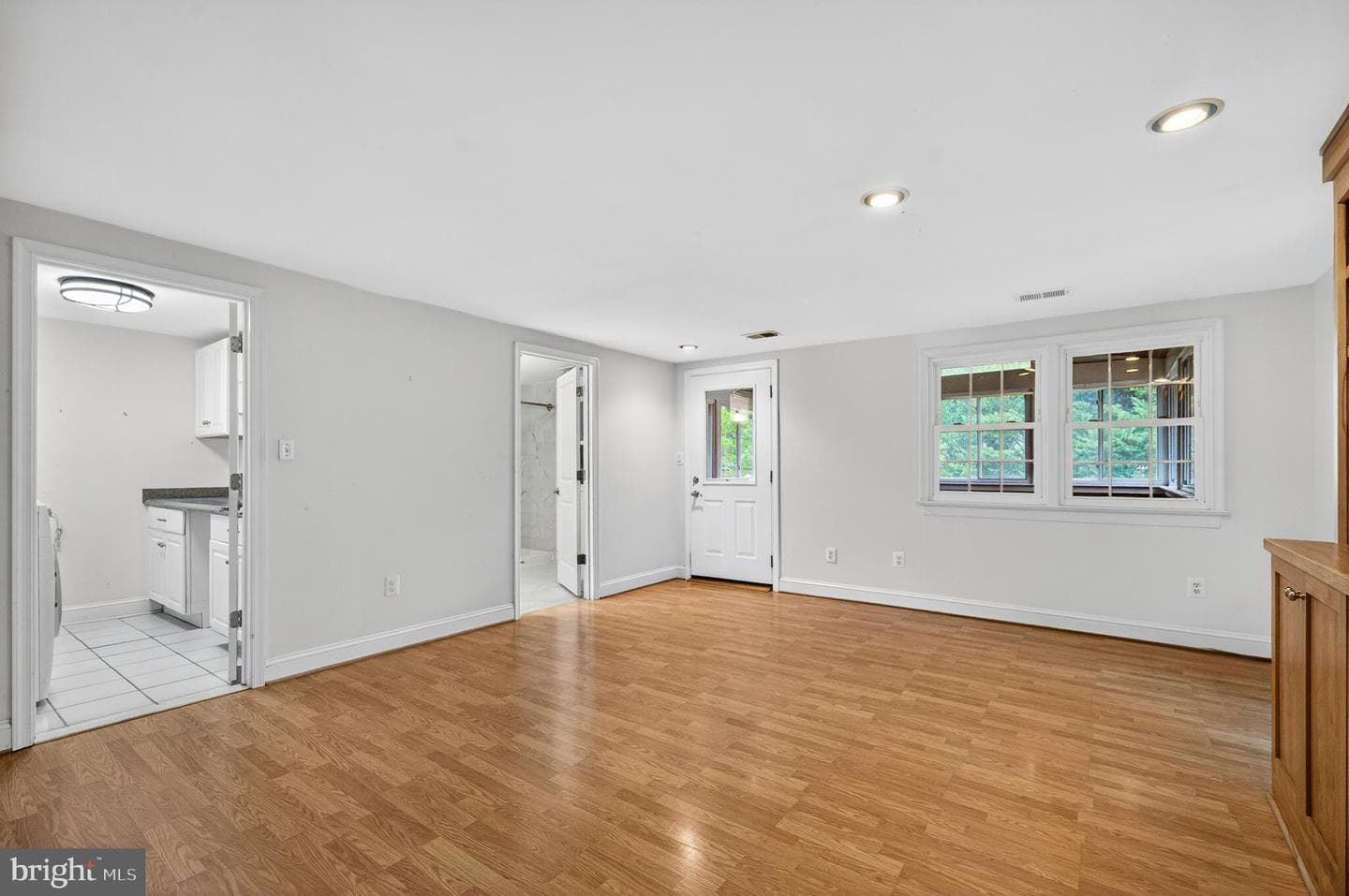 7909 Fairfax Road photo 17