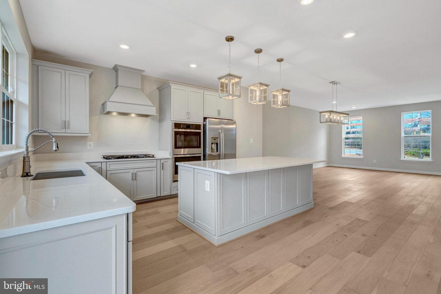 12507 League Lane photo 7