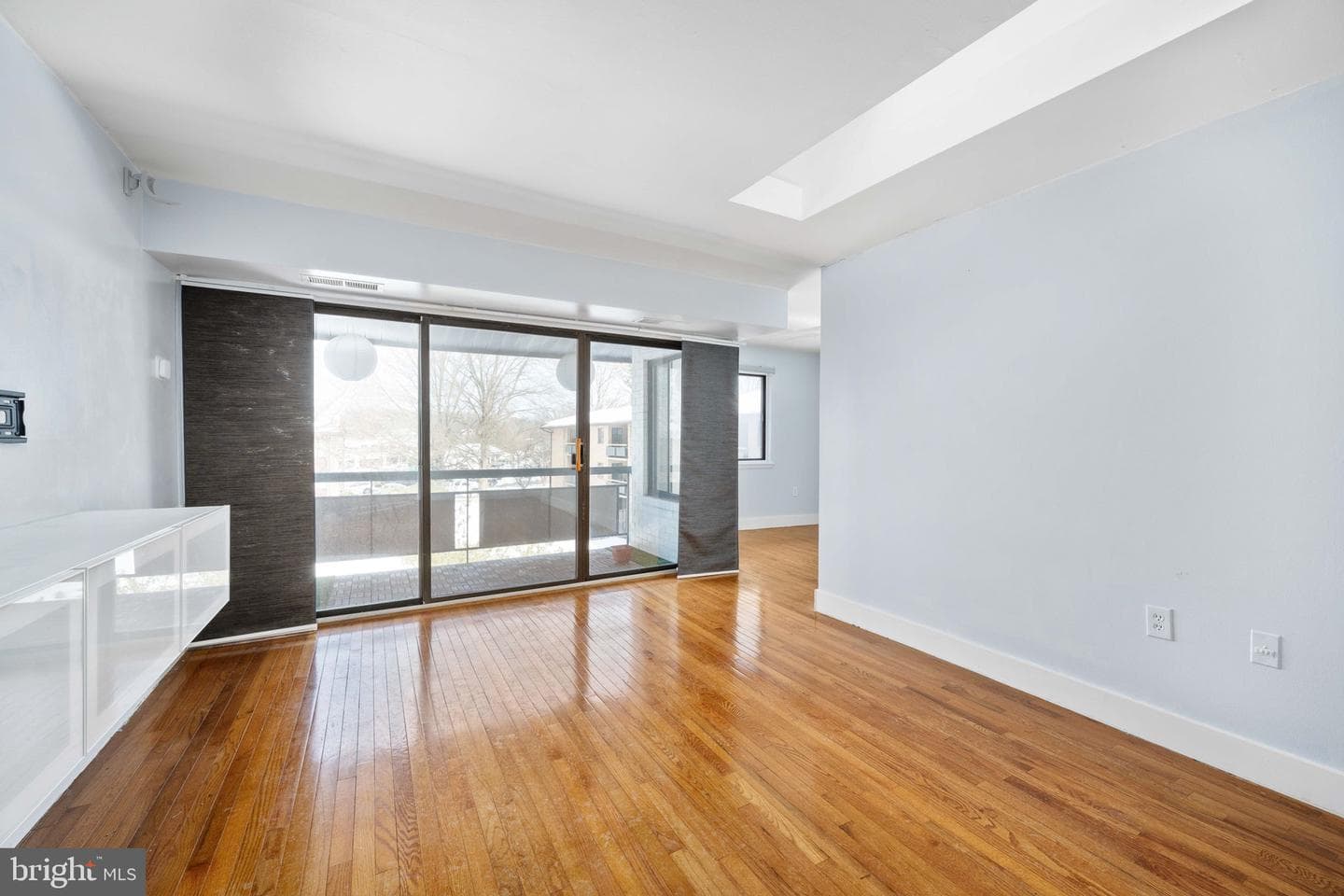 2844 Dover Lane #302 photo 33