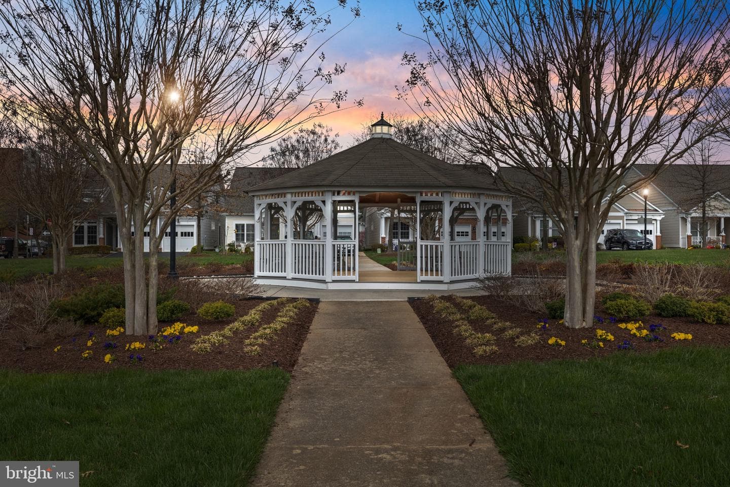 8909 Yellow Daisy Place photo 39