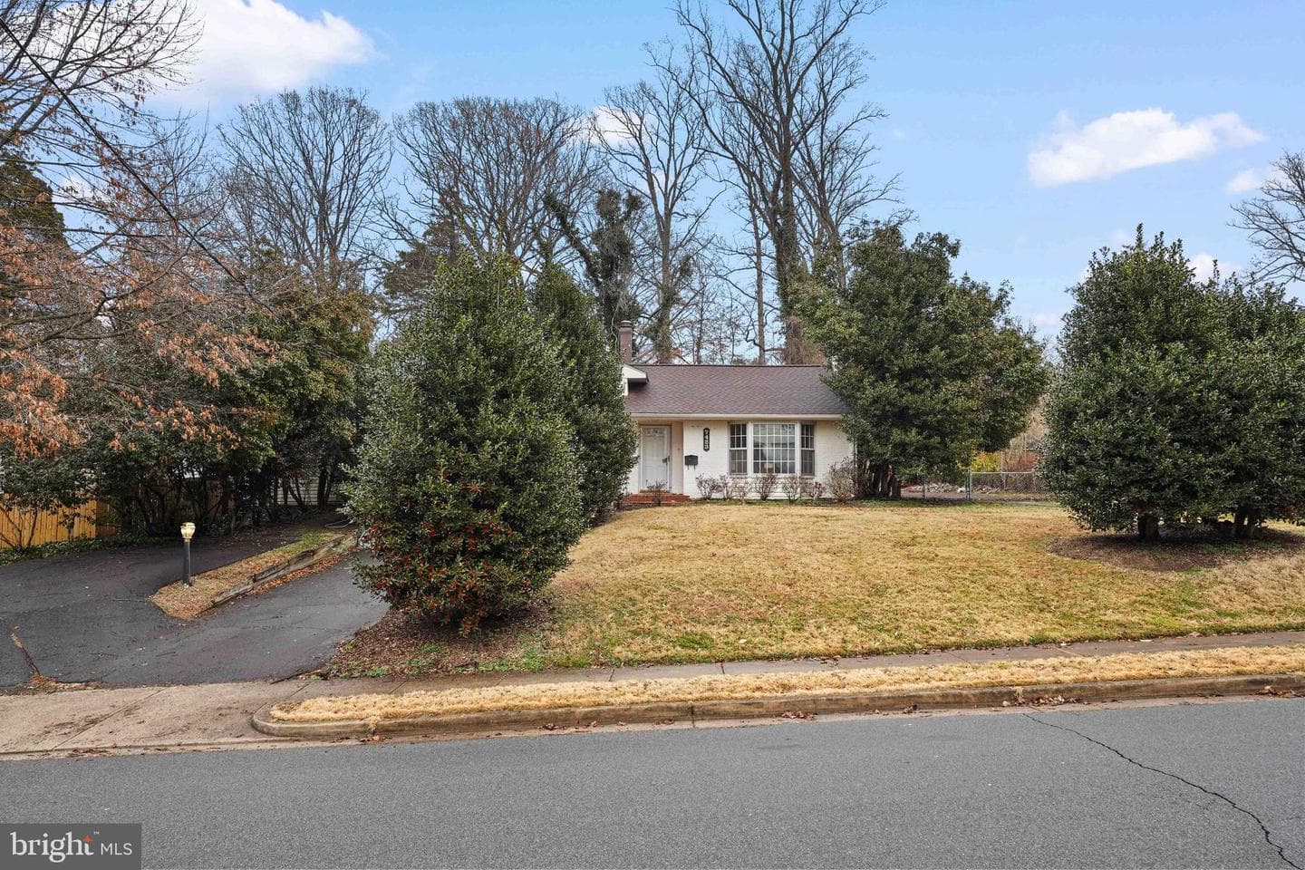 7423 Exmore Street photo 2