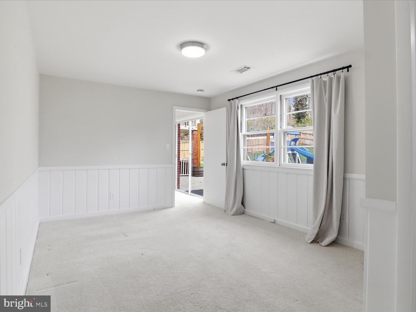 6424 Walters Woods Drive photo 40