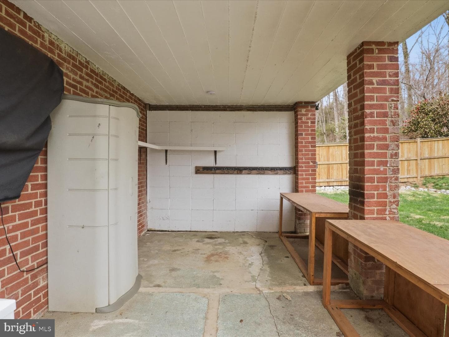 6424 Walters Woods Drive photo 47