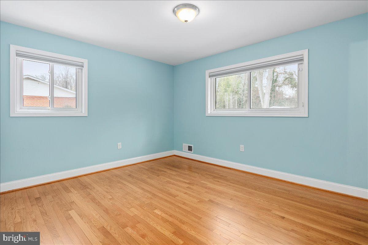 8711 Millbrook Place photo 19