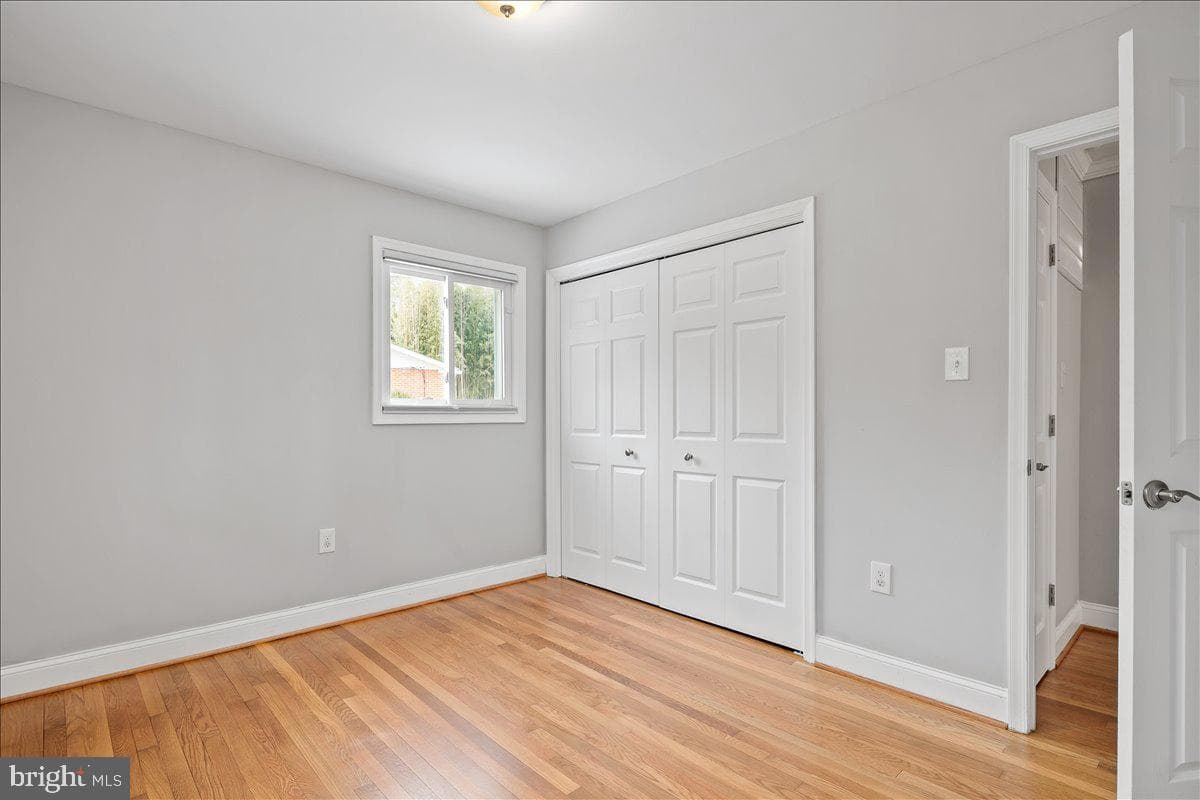 8711 Millbrook Place photo 25